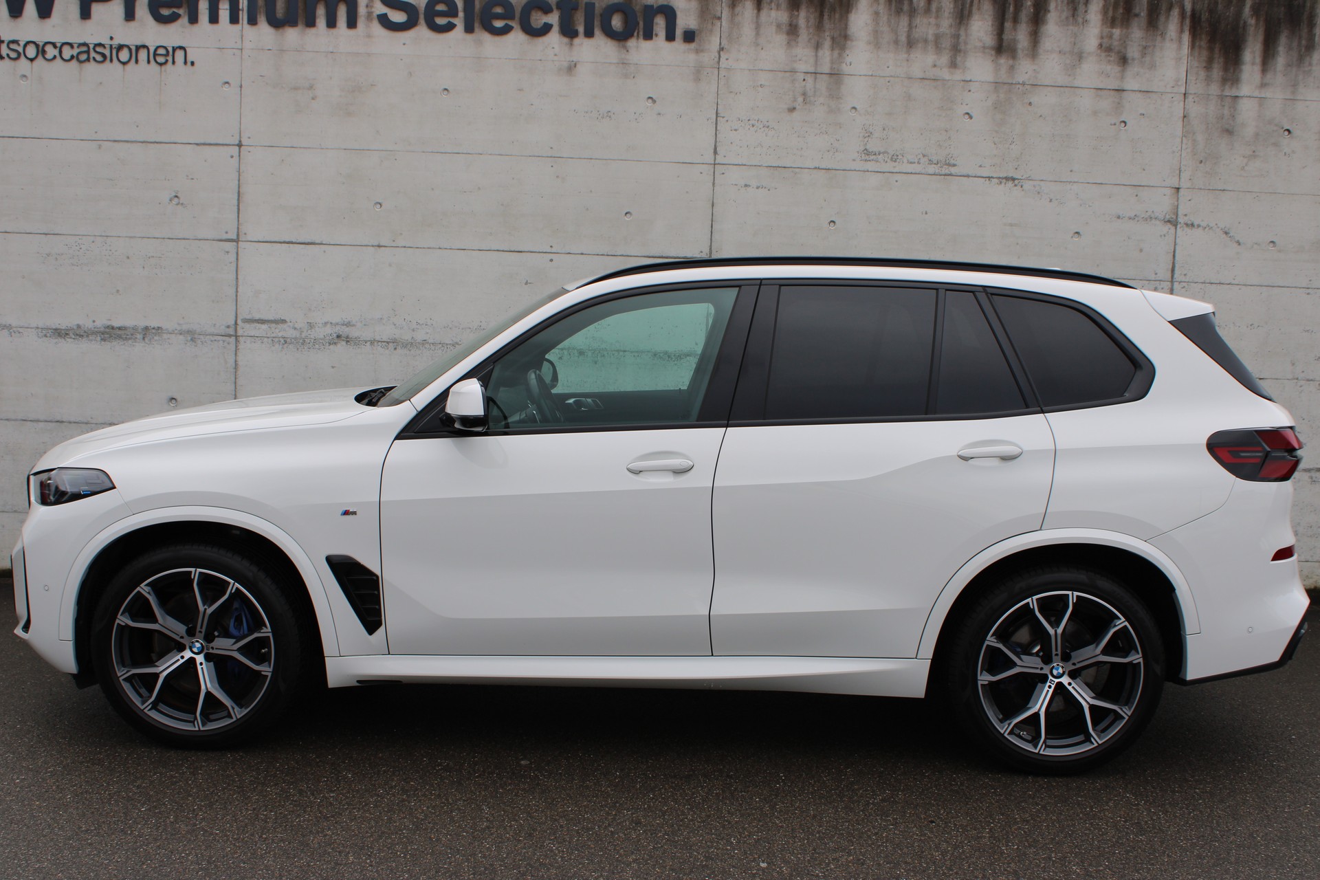 BMW X5 xD 48V 30d M Sport Pro-image-5