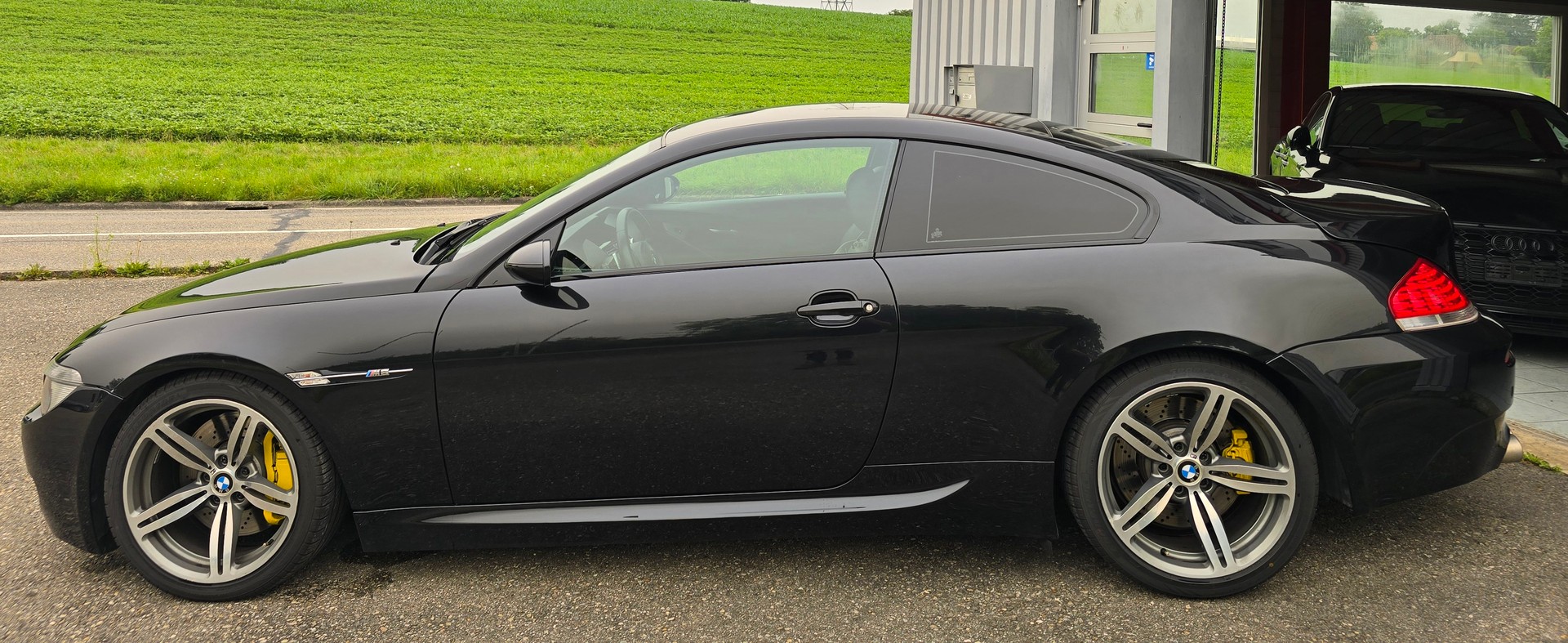 BMW M6-image-6