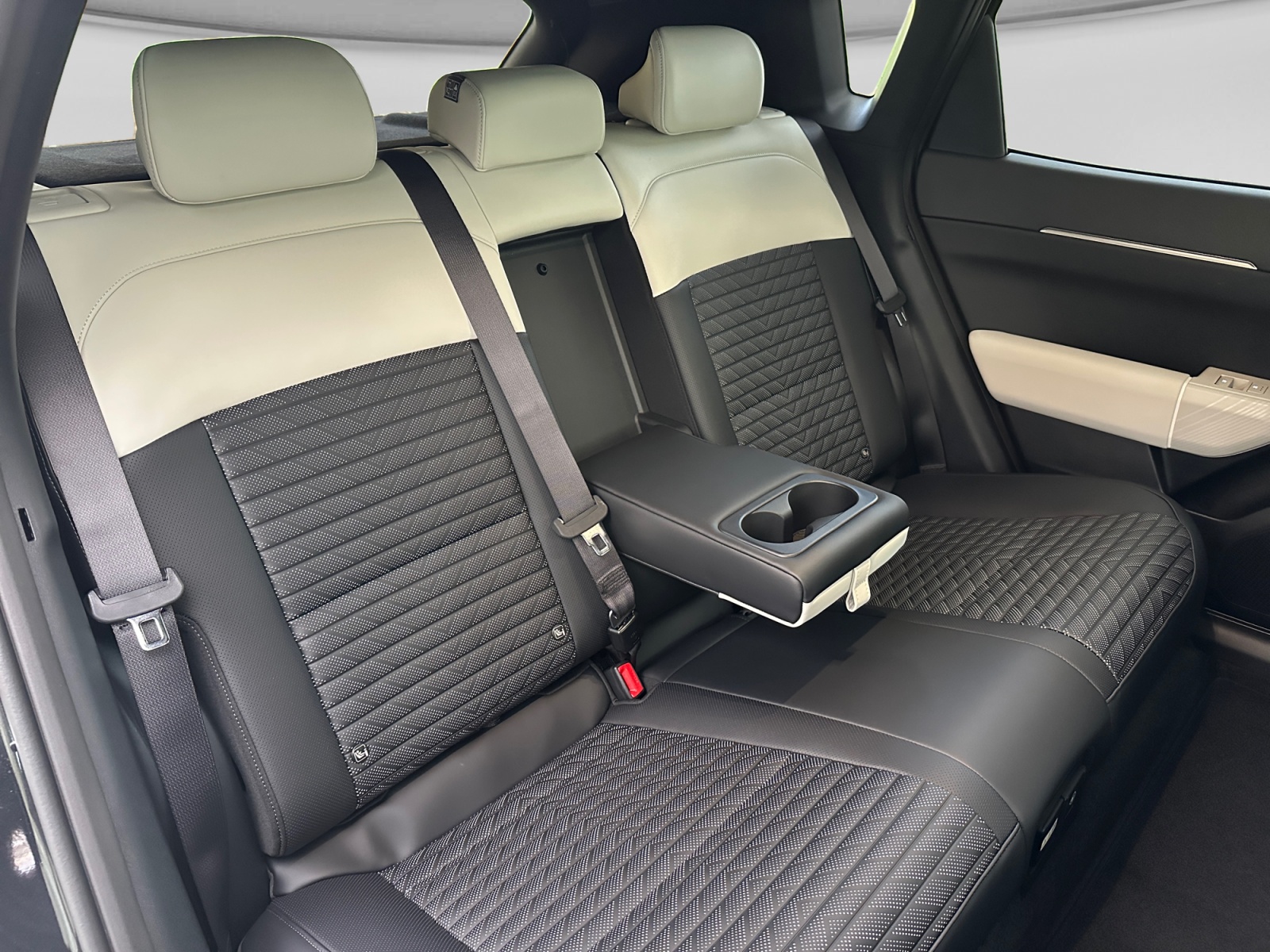 KIA EV4 81,4 kWh GT-Line-image-17