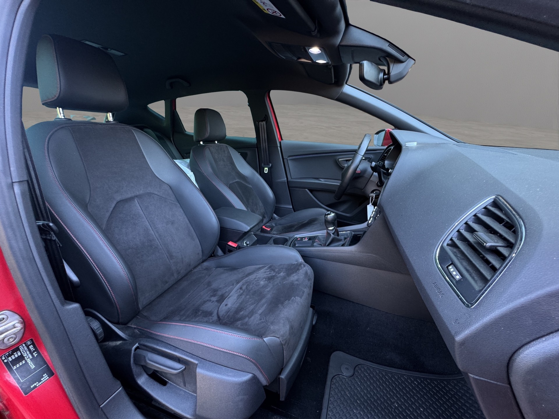SEAT Leon 1.5 TSI EVO FR ACT FR-image-14