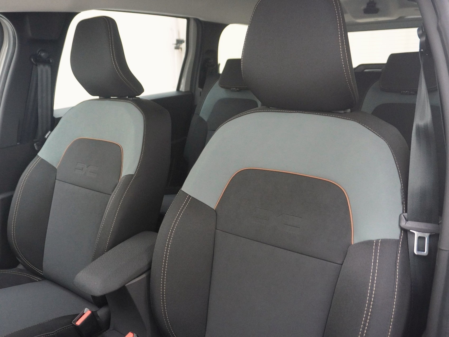 DACIA Jogger 1.8 Hybrid Extreme 7Plätzer-image-5