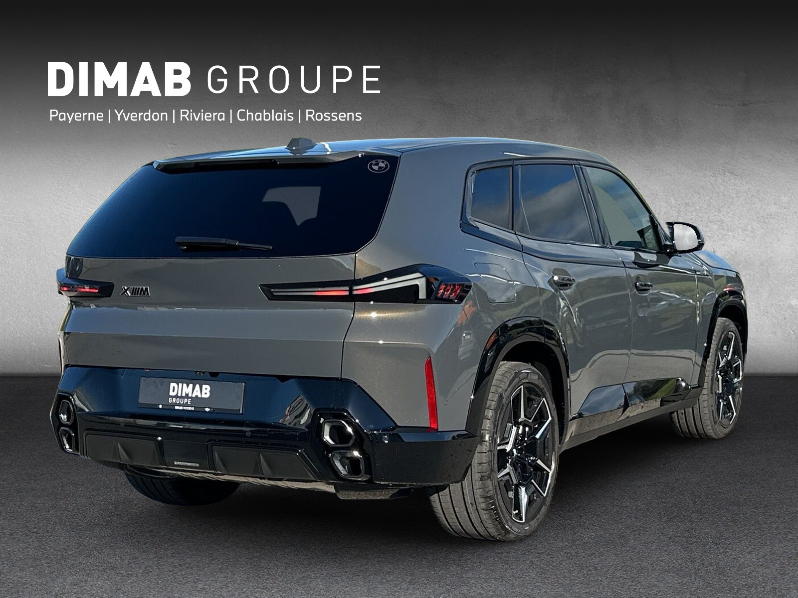BMW XM xDrive 50e PHEV Steptronic-image-4