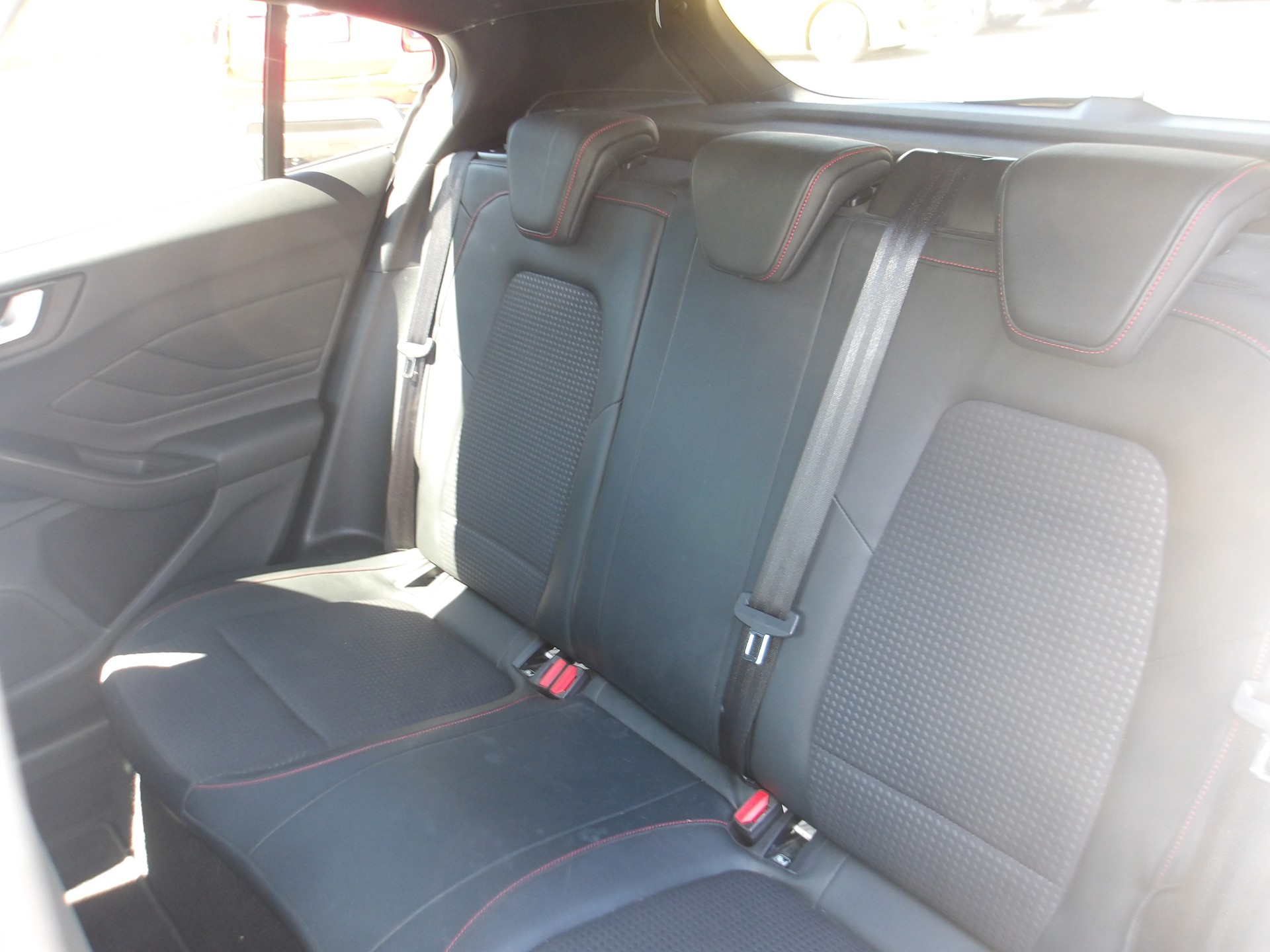 FORD Focus 1.0 SCTi Business-image-10