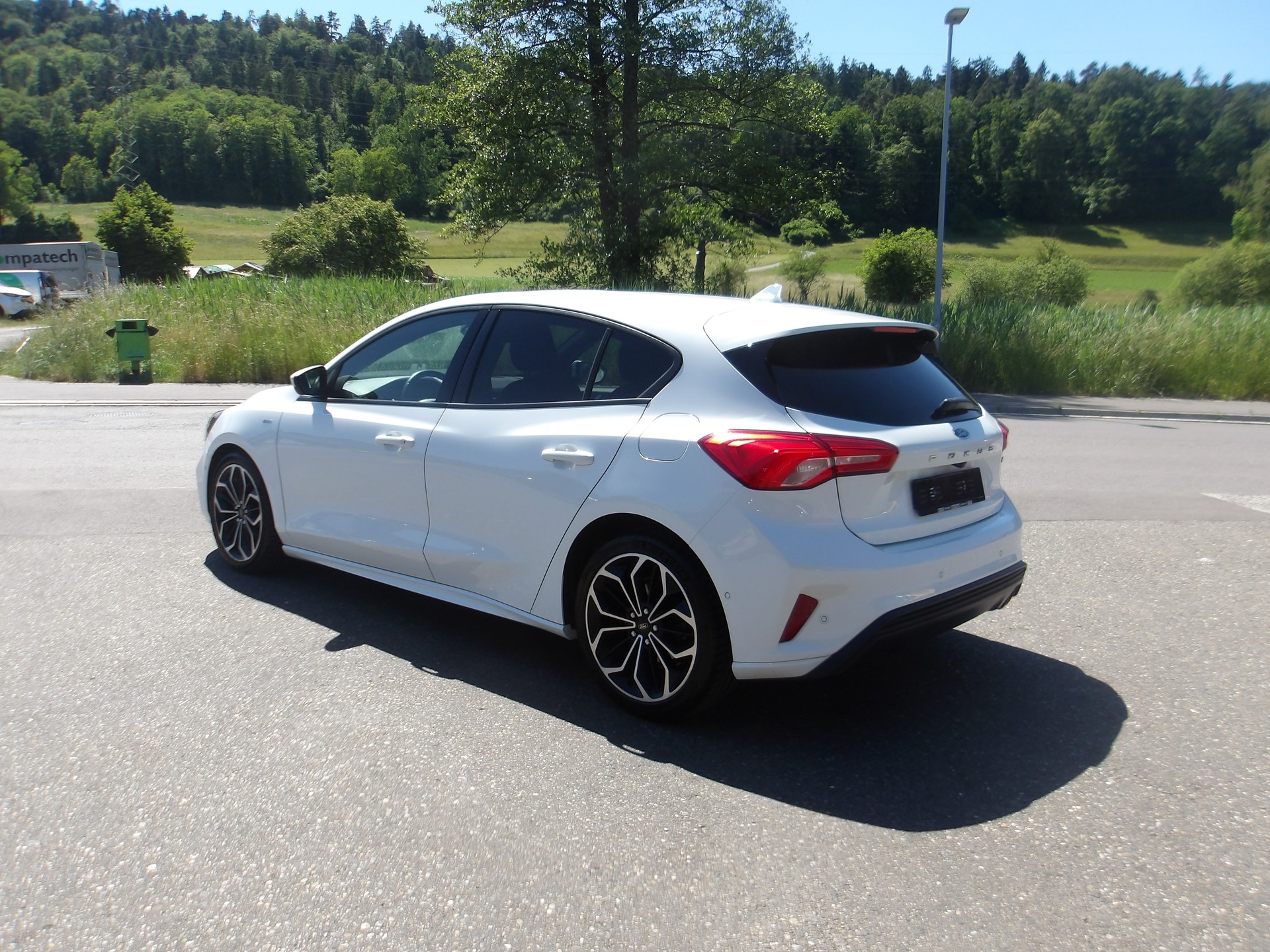 FORD Focus 1.0 SCTi Business-image-2