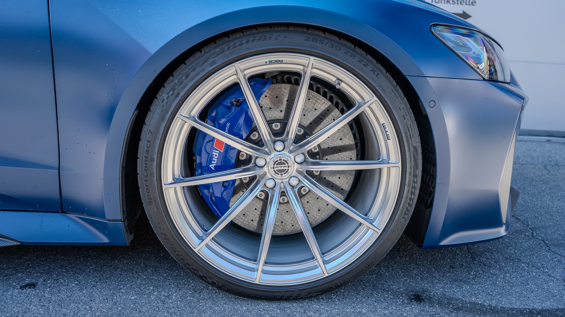 AUDI RS7 4.0 V8 TFSI performance ***KERAMIK / MATT CARBON / MATTLACK / TOP AUSSTATTUNG***-image-11