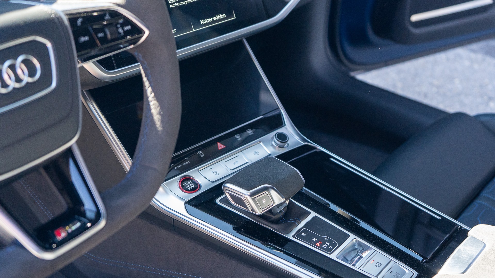 AUDI RS7 4.0 V8 TFSI performance ***KERAMIK / MATT CARBON / MATTLACK / TOP AUSSTATTUNG***-image-14