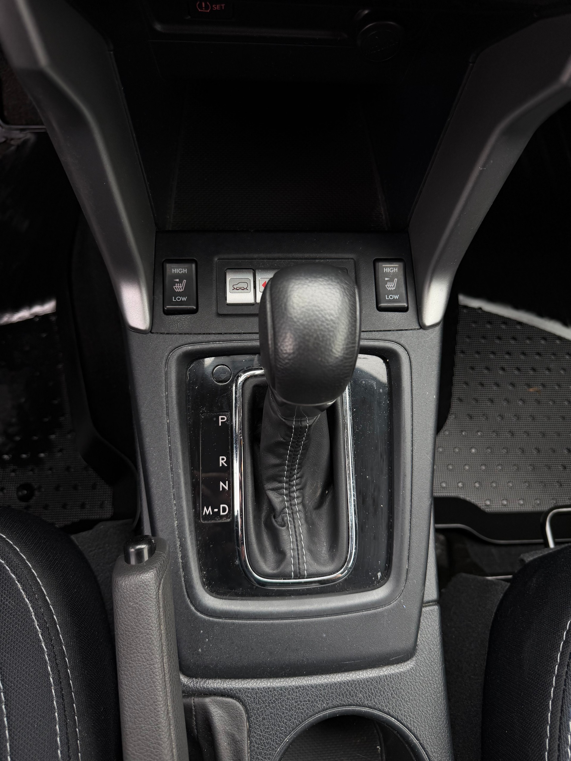 SUBARU Forester 2.0D Advantage Lineatronic-image-14