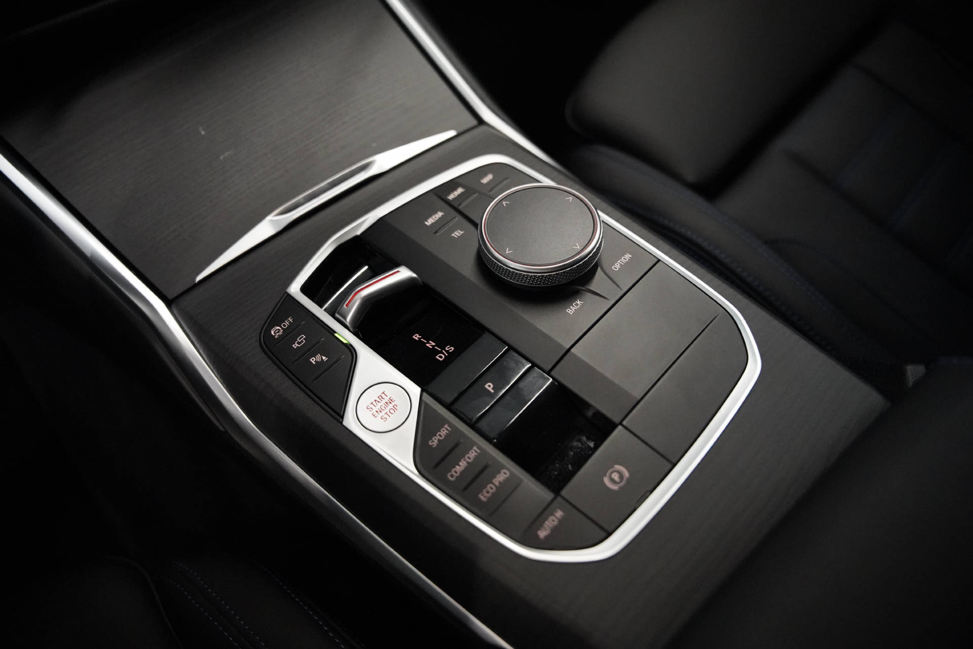 BMW M340d xDrive 48V Touring Steptronic M Sport Pro LCI-image-14
