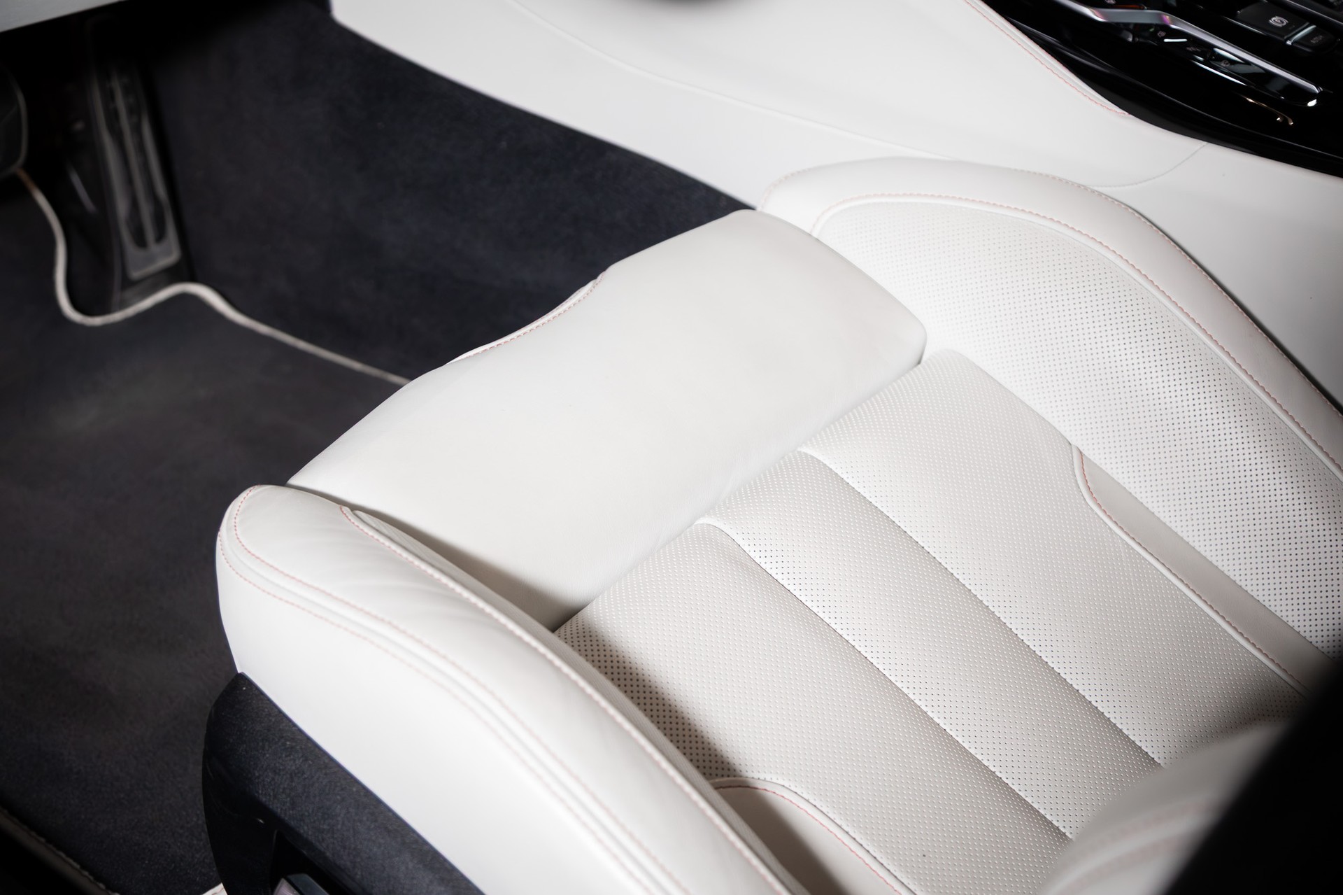 BMW M5 xDrive Drivelogic First Edition-image-25
