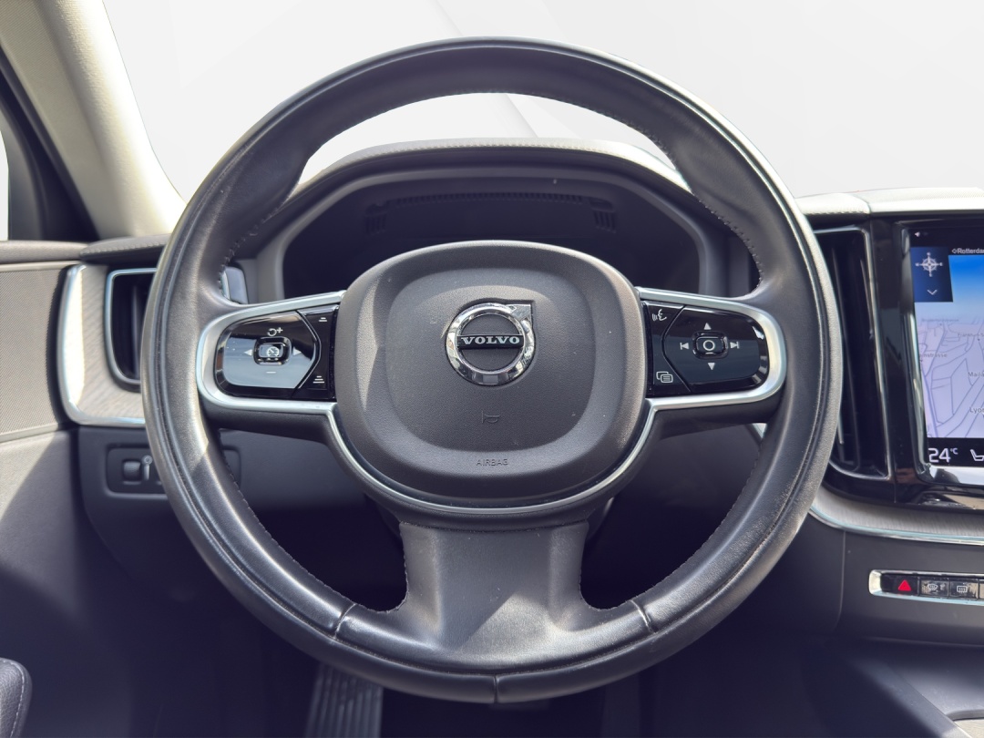 VOLVO XC60 T8 eAWD Inscription Geartronic-image-14