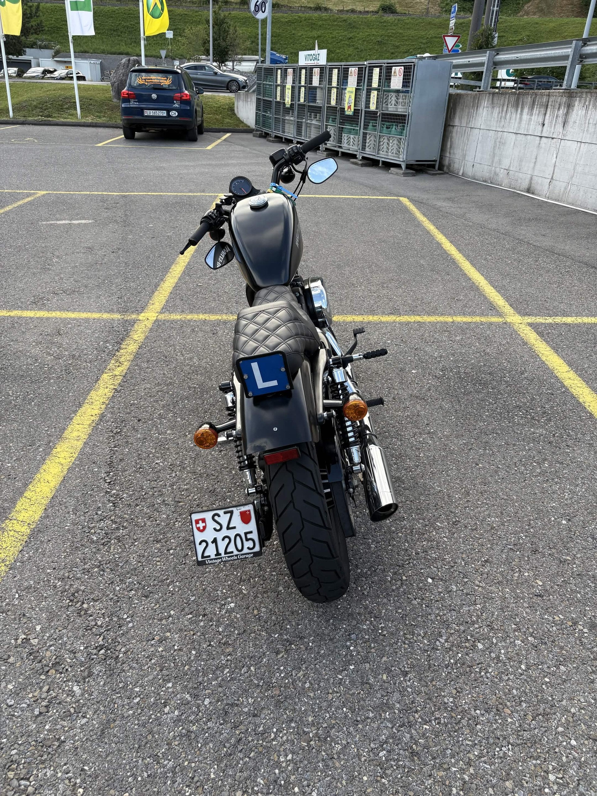 HARLEY-DAVIDSON XL 883 N Sportster Iron ABS-image-1