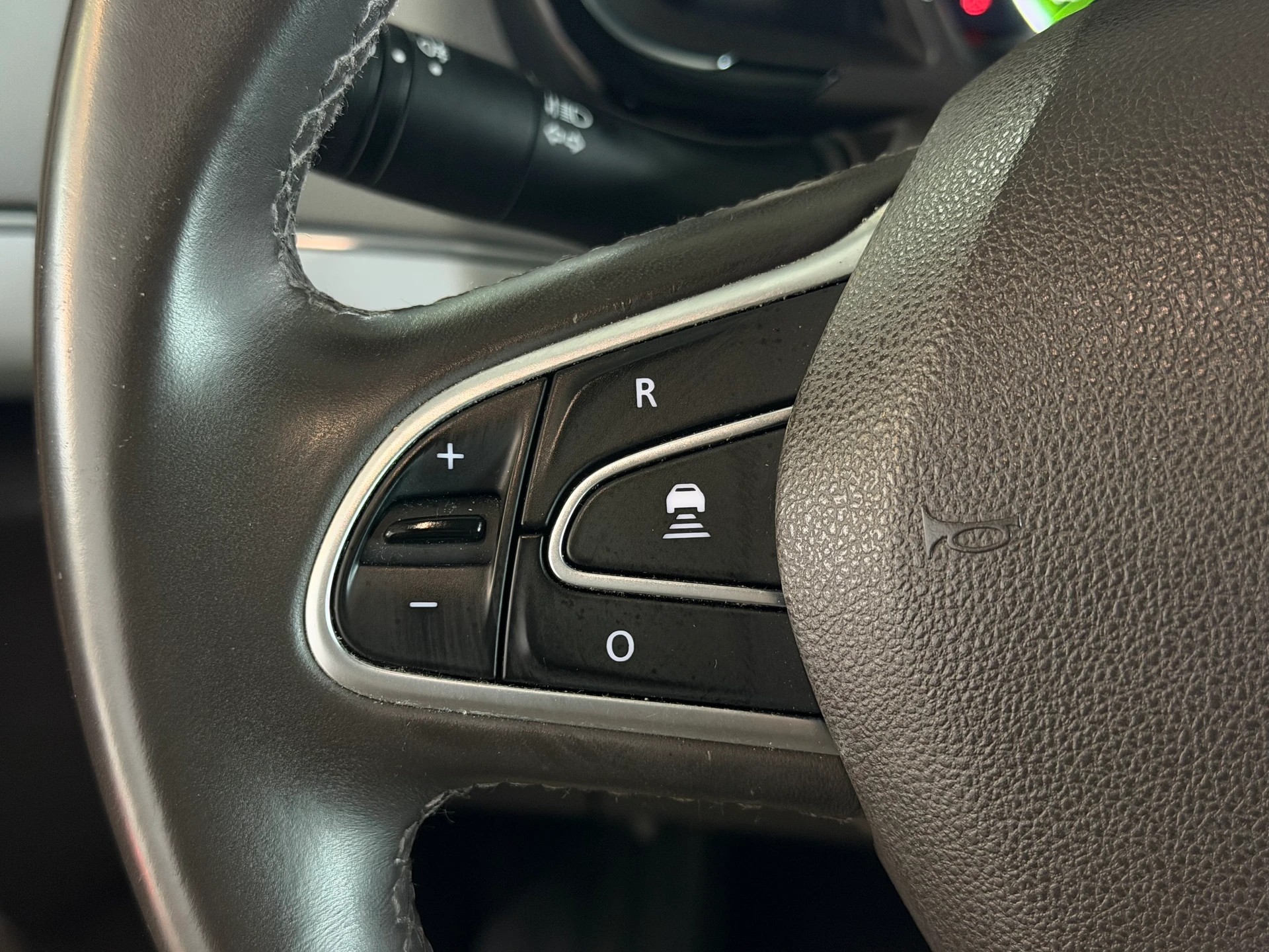 RENAULT Espace 1.6 dCi Intens EDC | Ab MFK 01.2026 | 7-Plätzer | Ab Service-image-16