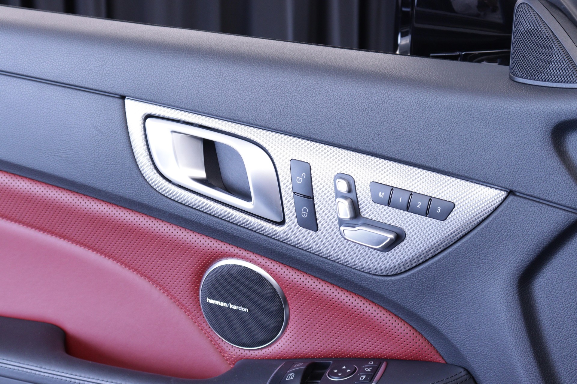 MERCEDES-BENZ SLC 43 AMG Cabriolet-image-12