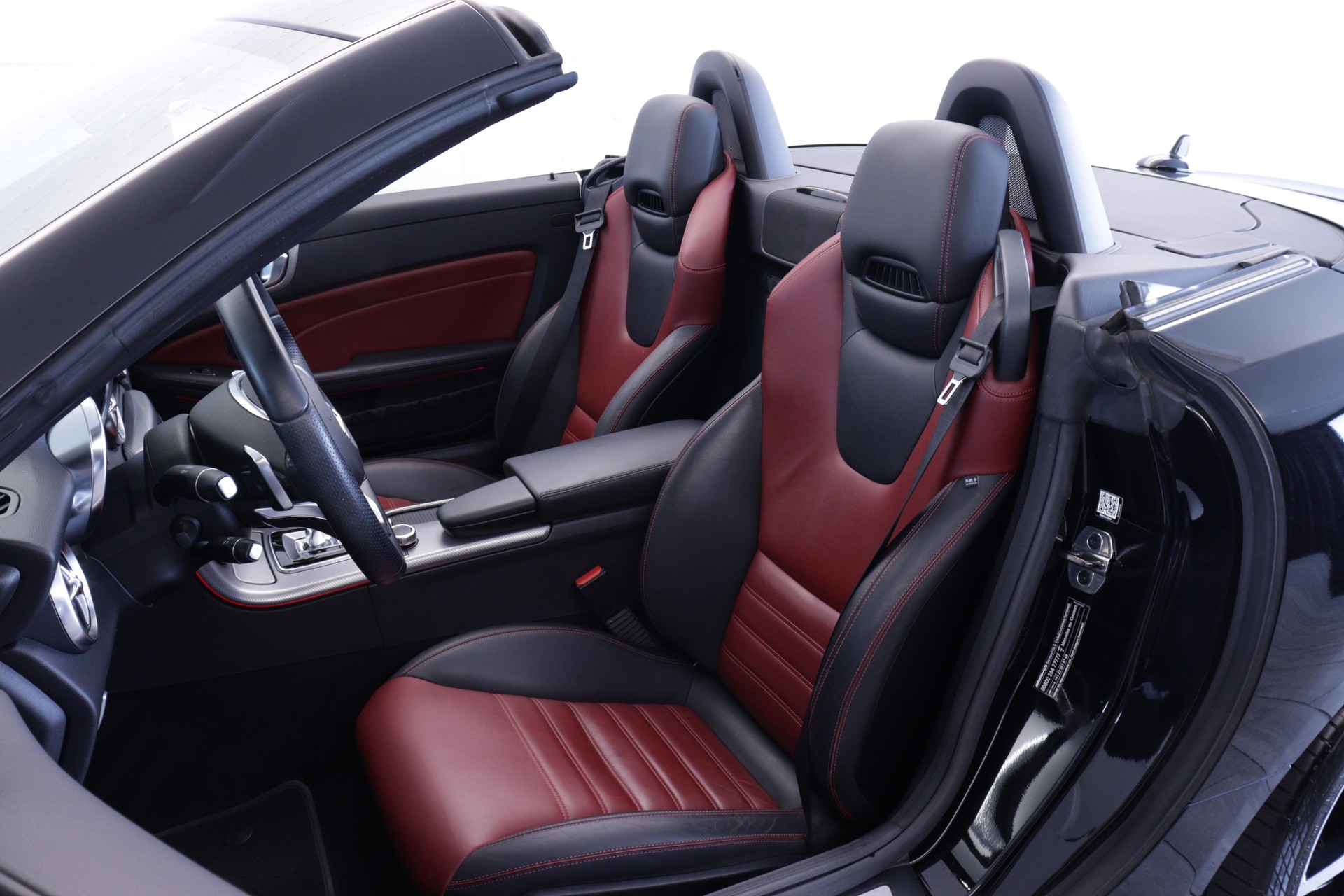 MERCEDES-BENZ SLC 43 AMG Cabriolet-image-10