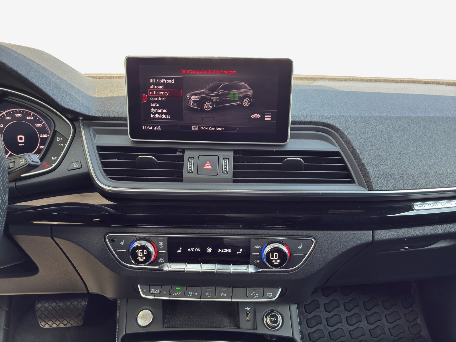 AUDI Q5 55 TFSI e sport quattro-image-10