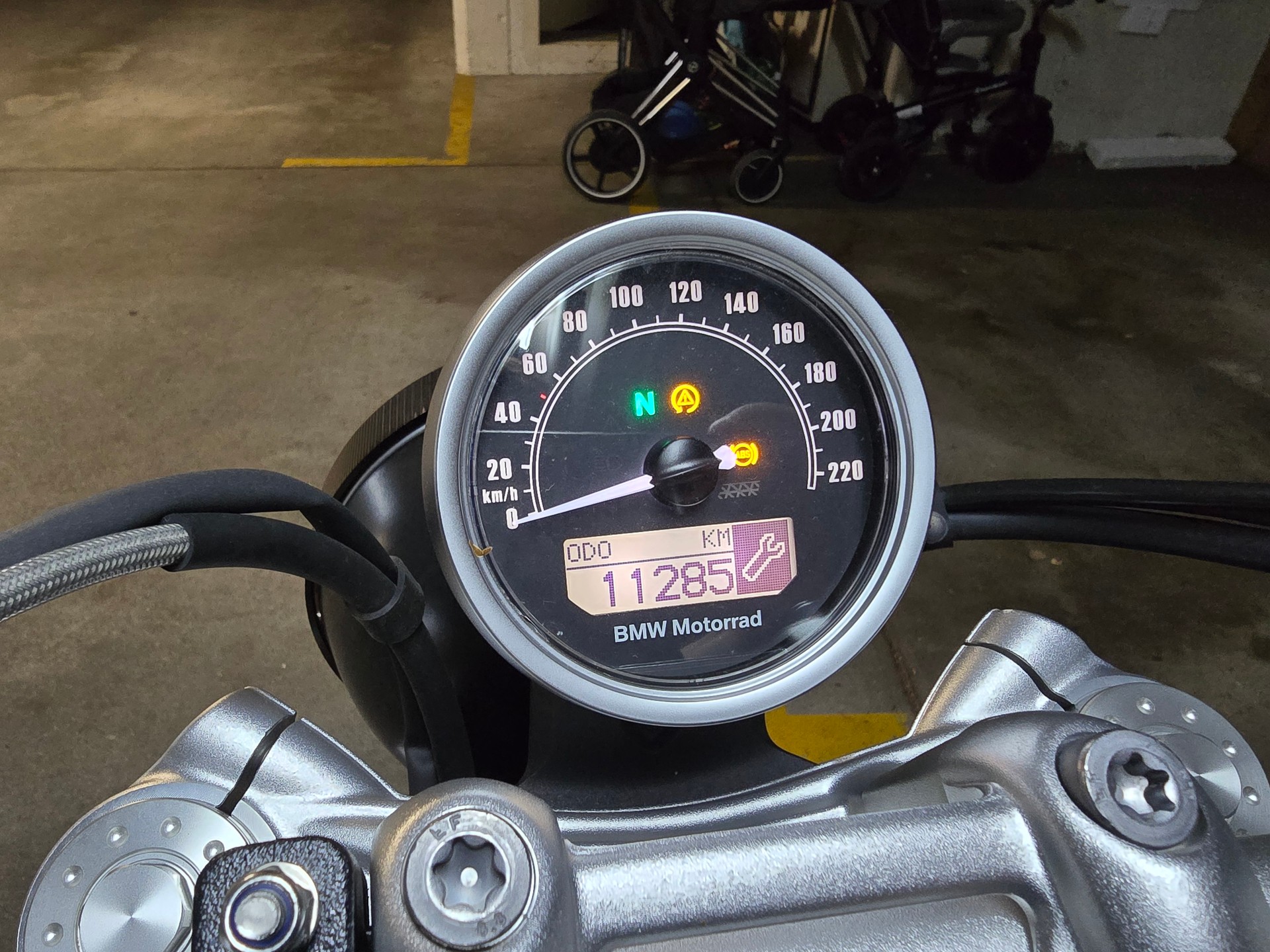 BMW R nineT Pure ABS-image-7
