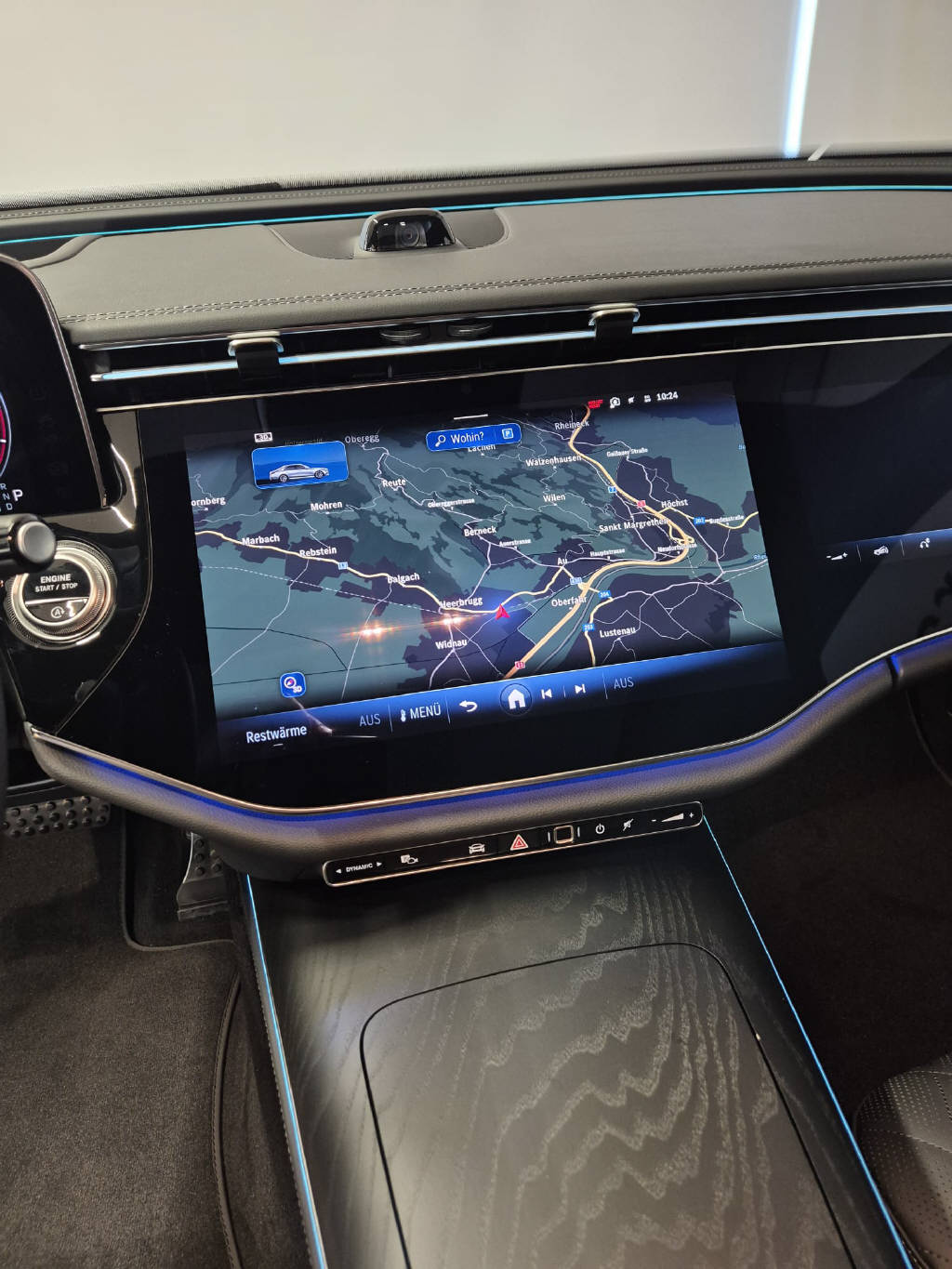 MERCEDES-BENZ E 450 d 4Matic AMG Line Limousine-image-10