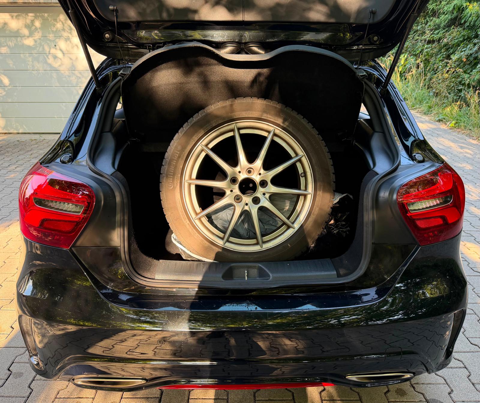 MERCEDES-BENZ A 250 Sport 7G-DCT-image-11