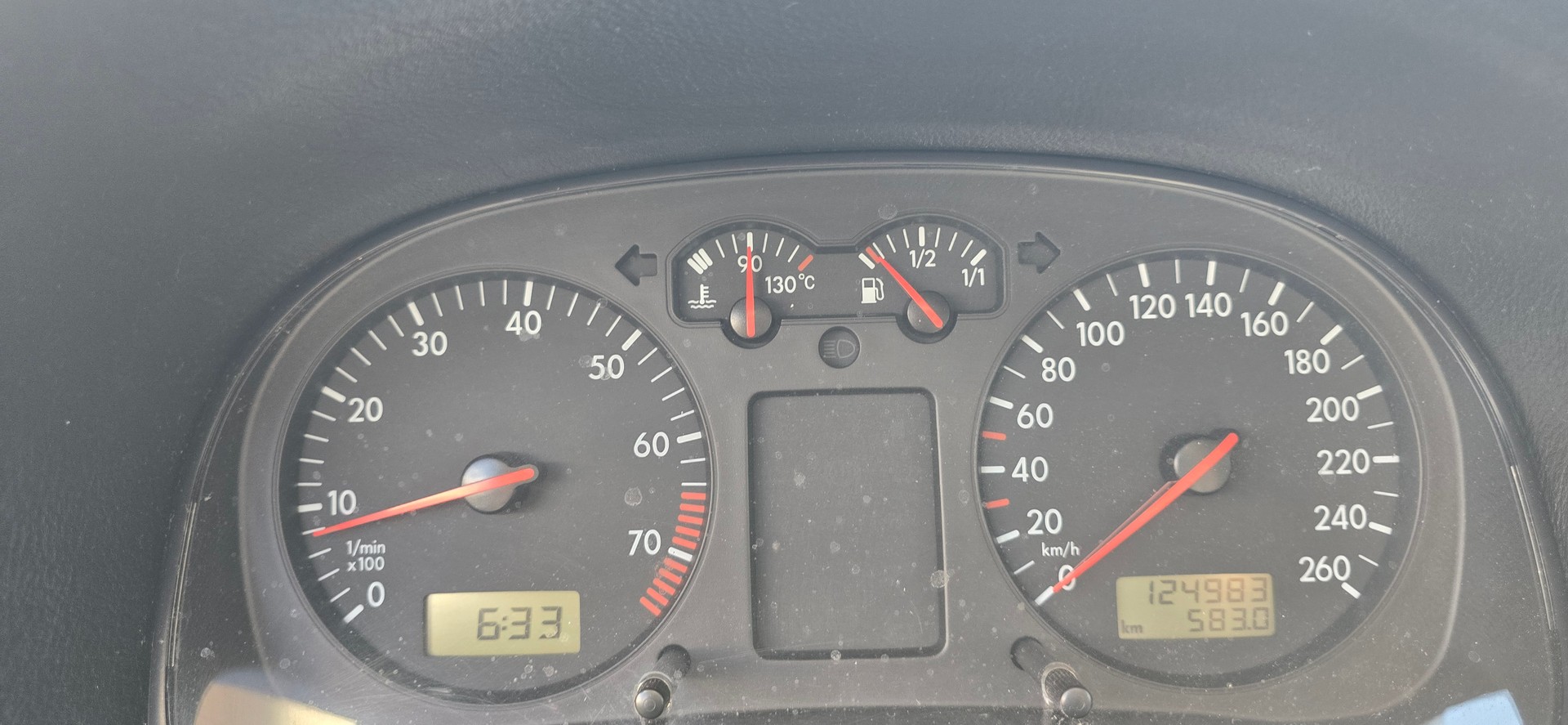 VW Golf 1.8 Comfortline 4Motion-image-9