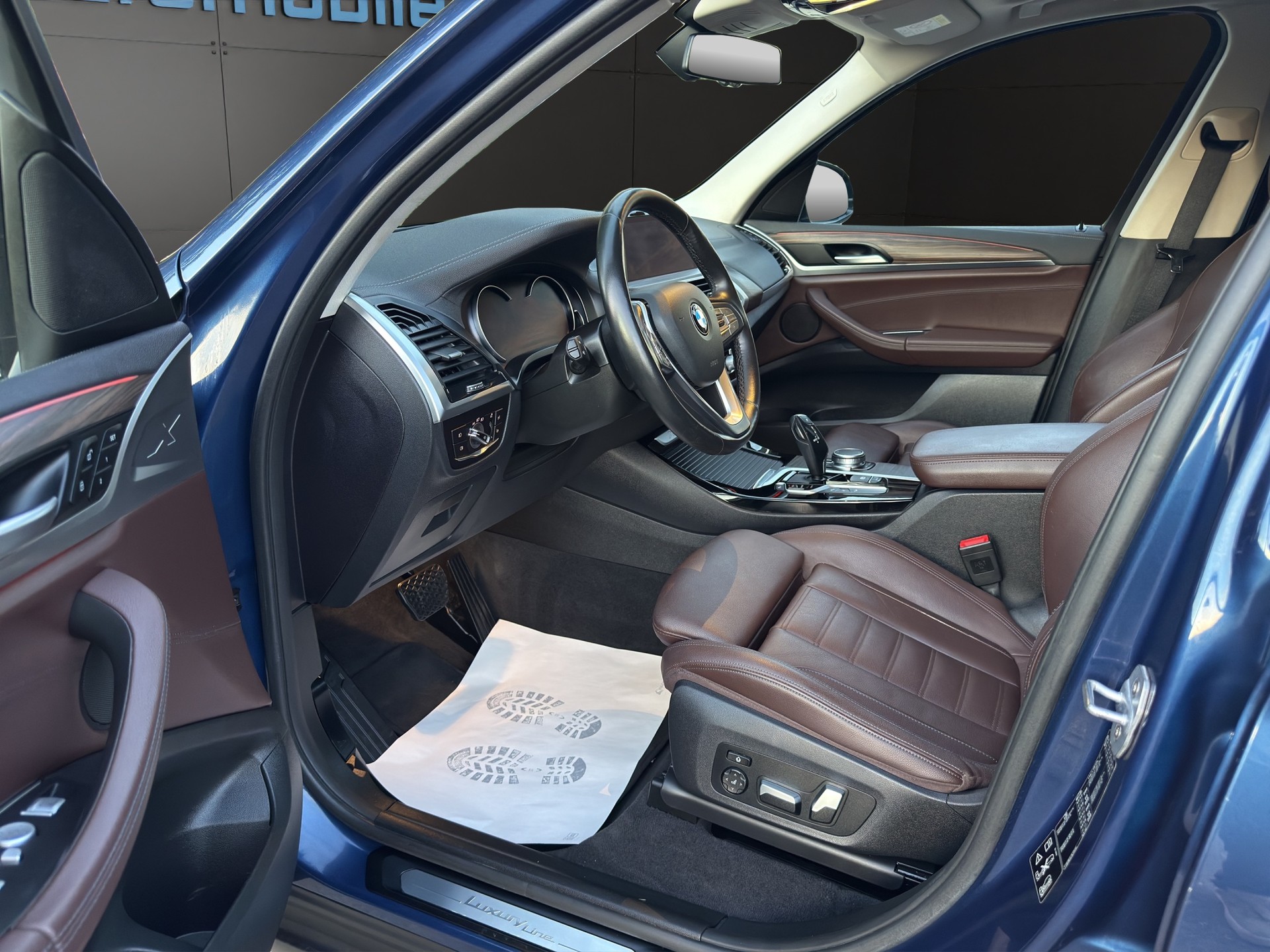 BMW X3 xDrive 20d Individual Luxury Line Steptronic-image-10