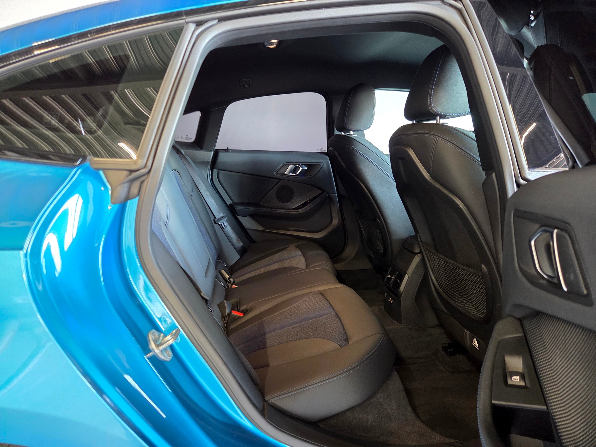 BMW 220d xDrive Gran Coupé-image-23