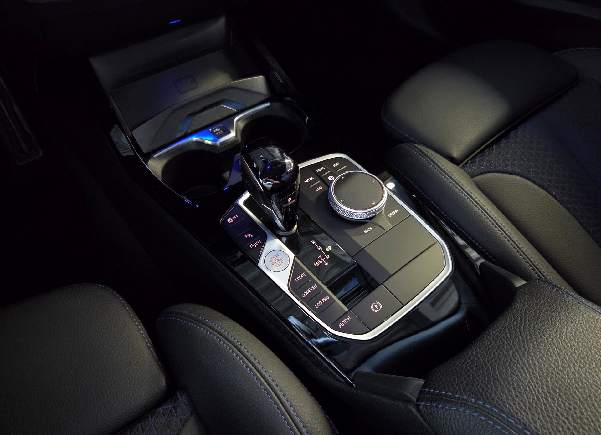 BMW 220d xDrive Gran Coupé-image-14
