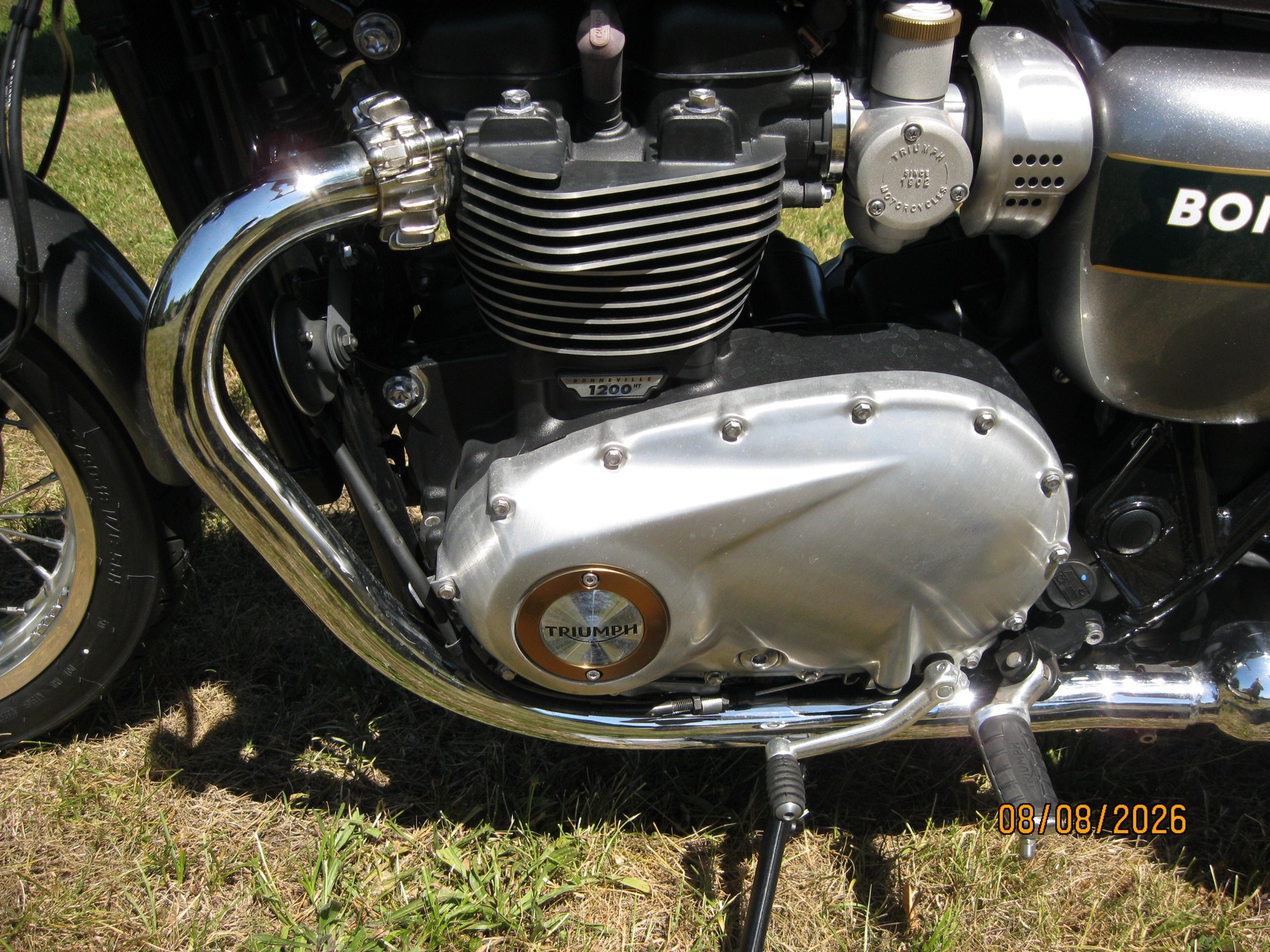 TRIUMPH Bonneville T120 Gold Line-image-7