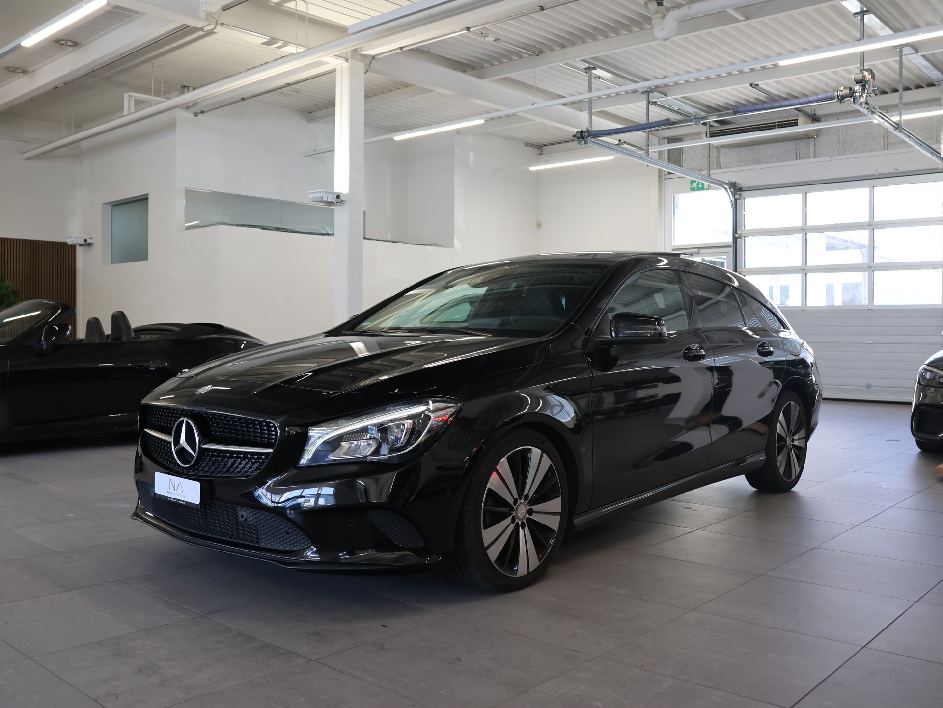 MERCEDES-BENZ CLA Shooting Brake 200 AMG Line 7G-DCT *Sitzheizung* *Rückfahrkamera* *Panoramadach*-showroom-element-3