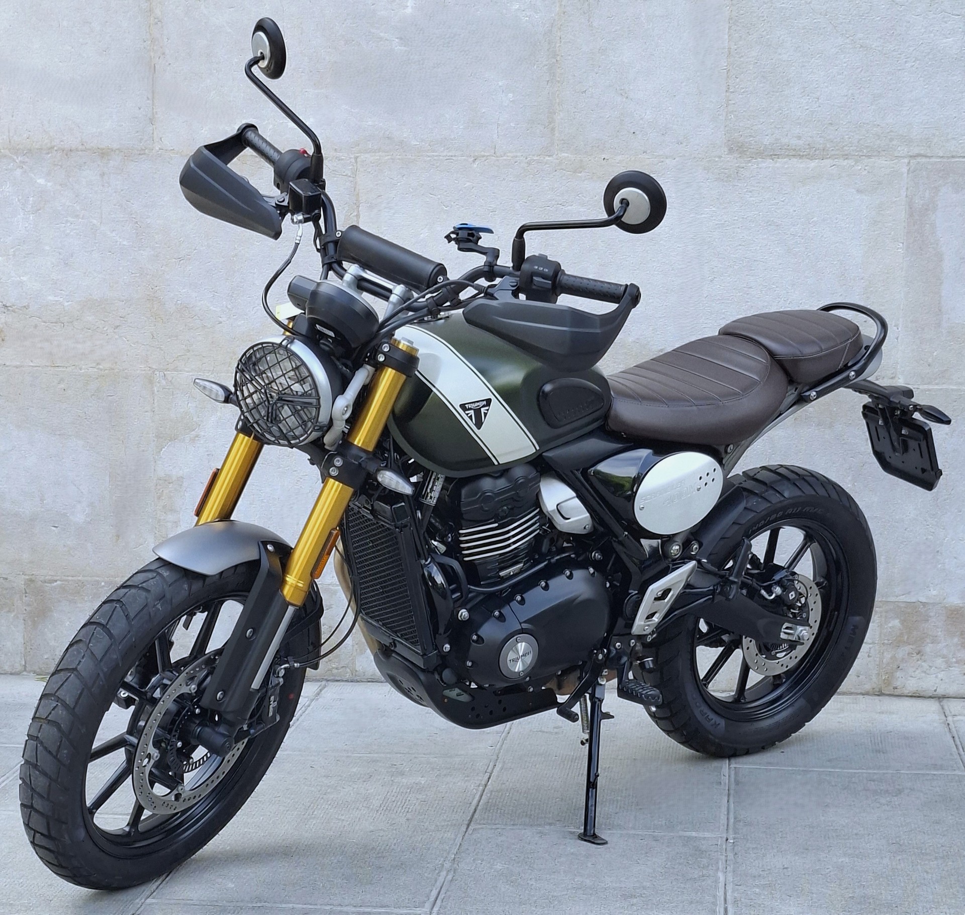 TRIUMPH Scrambler 400 X-image-3