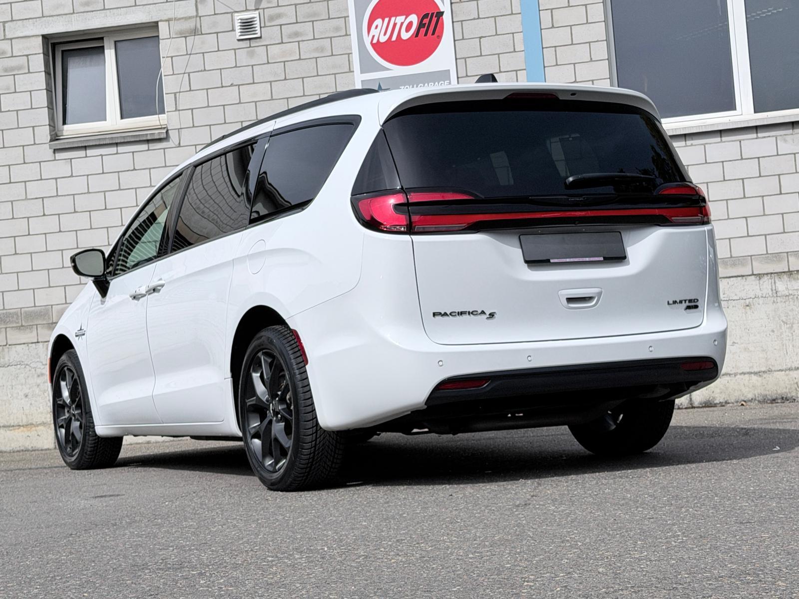 CHRYSLER PACIFICA 3.6-V6 LIMITED AWD 4x4 7 Plätzer-image-4