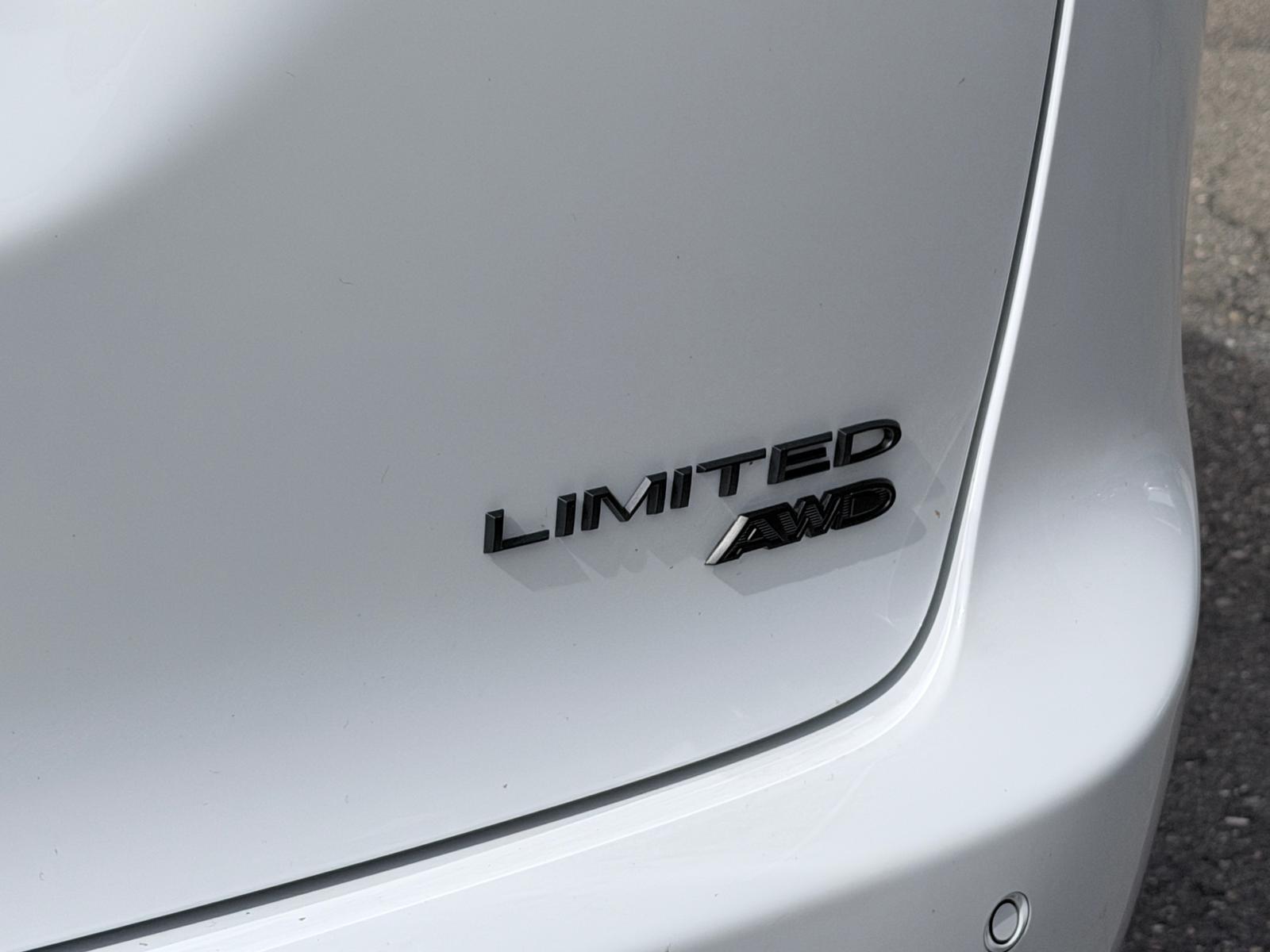CHRYSLER PACIFICA 3.6-V6 LIMITED AWD 4x4 7 Plätzer-image-10