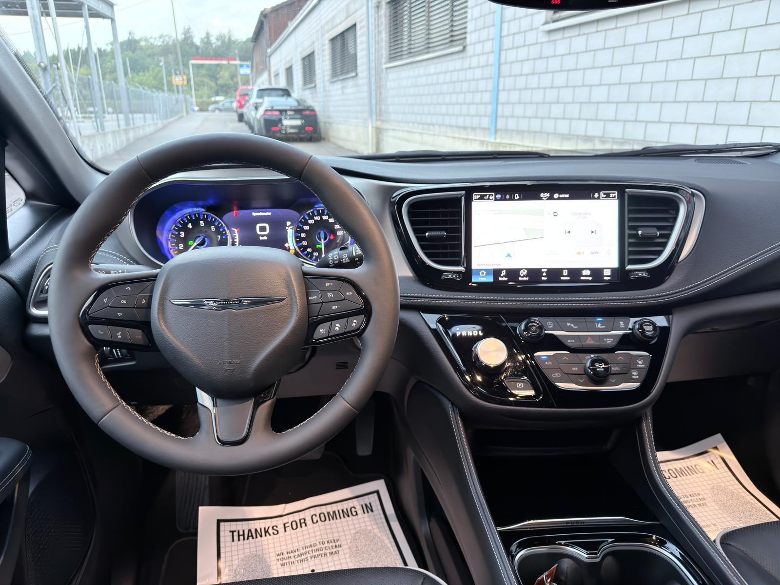 CHRYSLER PACIFICA 3.6-V6 LIMITED AWD 4x4 7 Plätzer-image-7