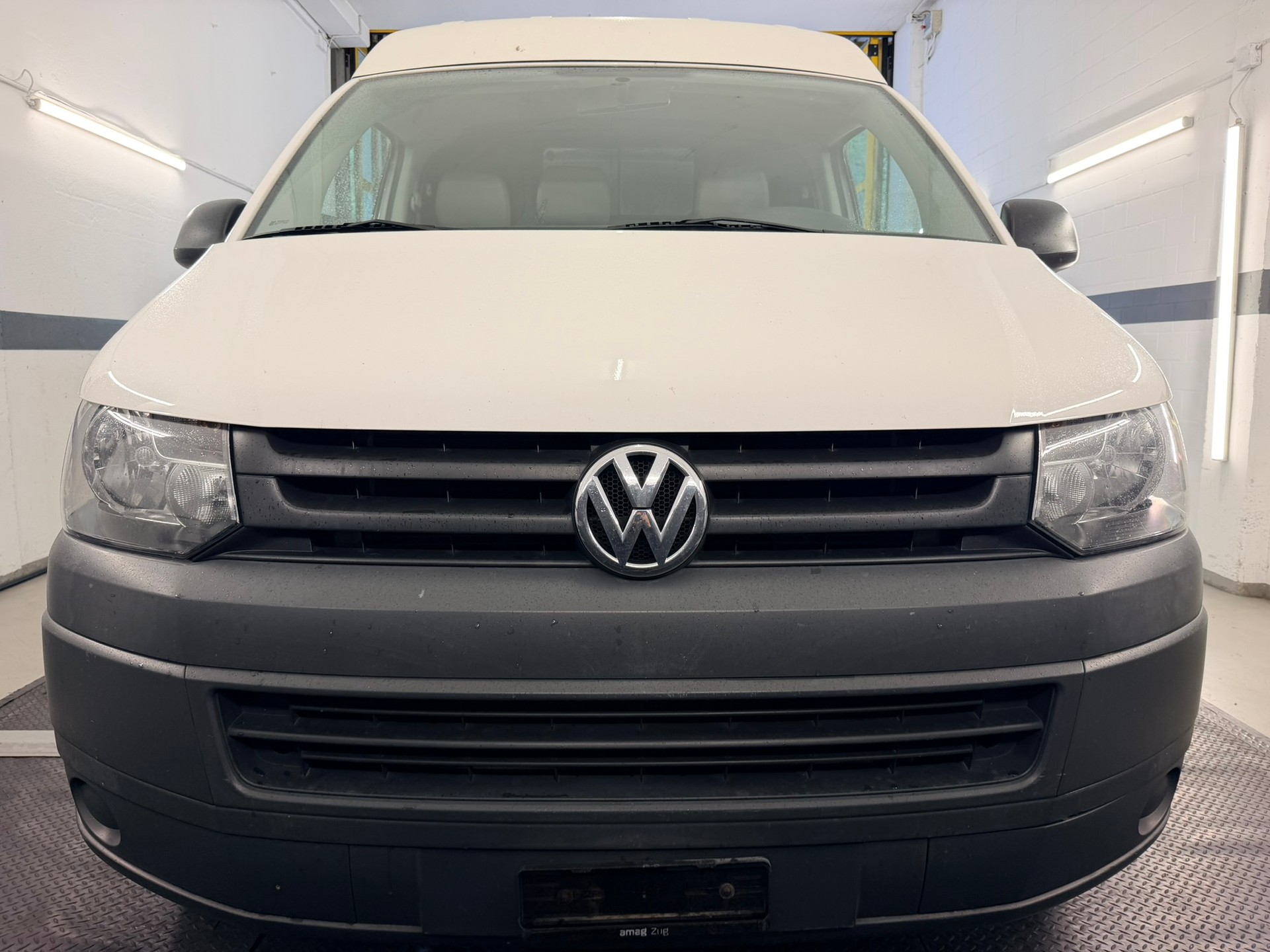 VW T5 2.0 TDI DSG-showroom-element-1