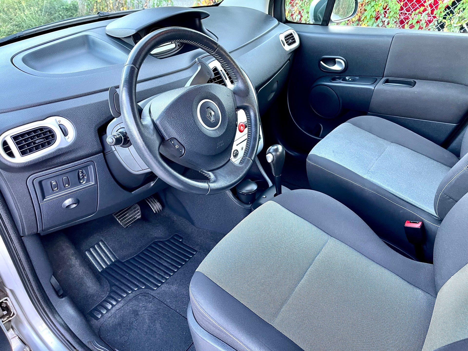 RENAULT Modus 1.6 16V Exception Automatic-image-8
