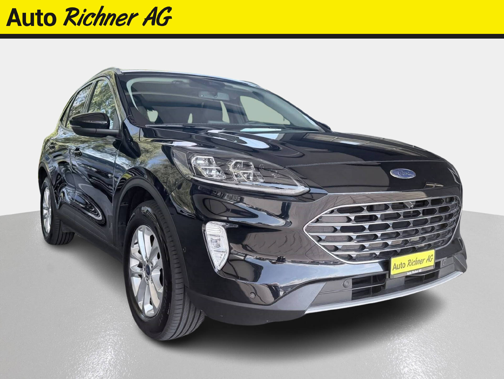 FORD Kuga 2.5 Hybrid Titanium X 4x4