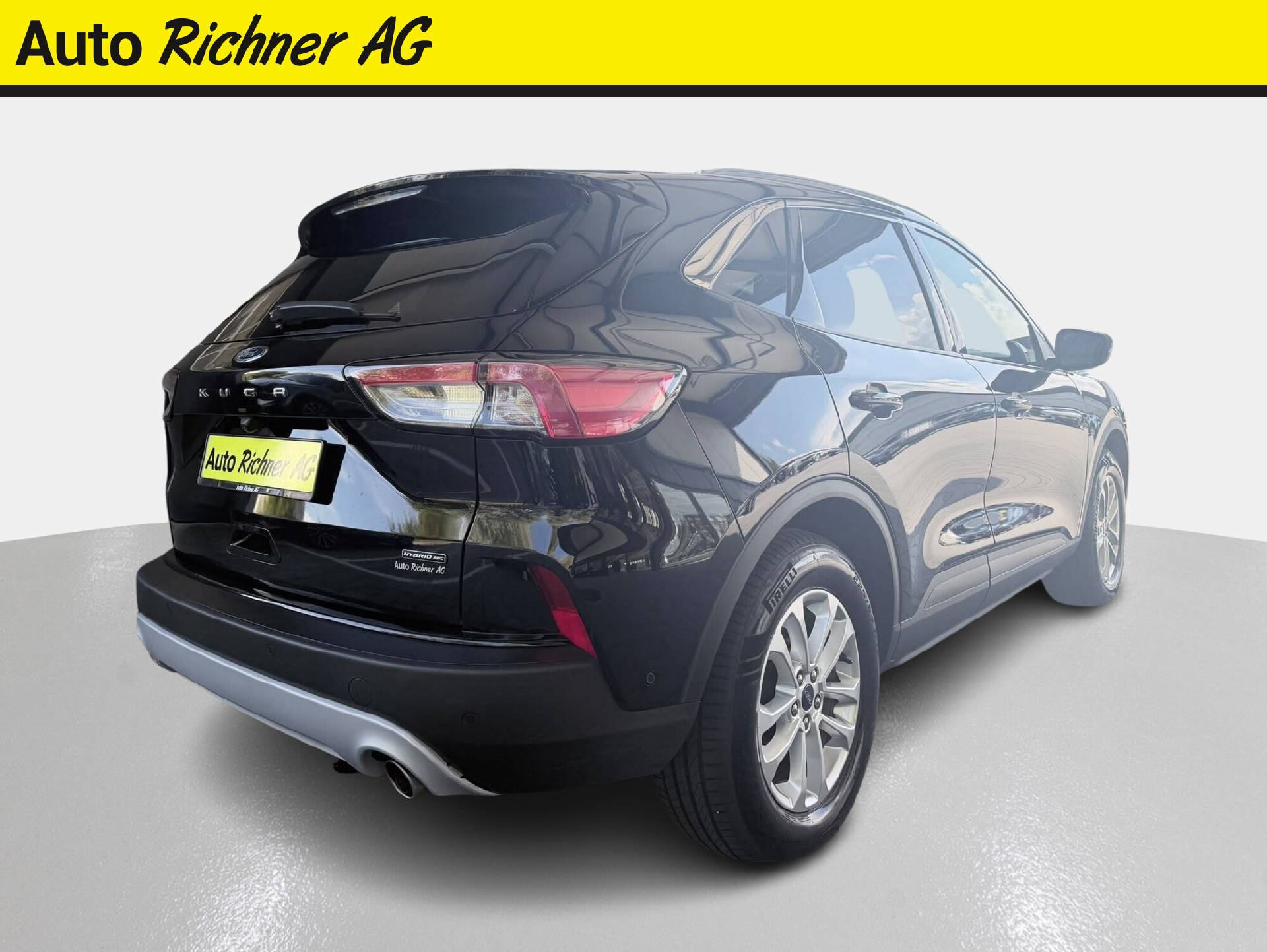 FORD Kuga 2.5 Hybrid Titanium X 4x4-showroom-element-3