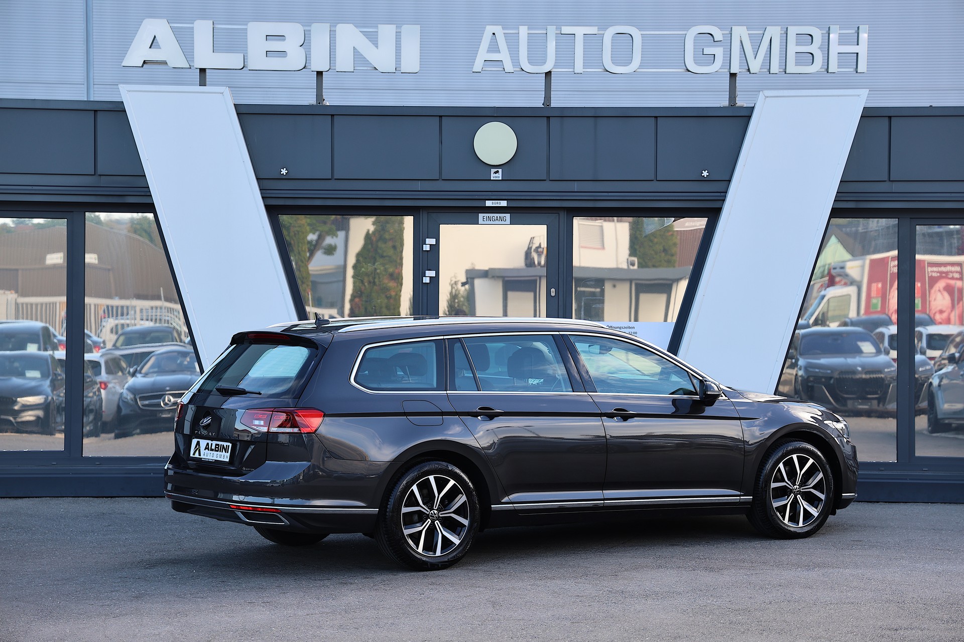 VW Passat Variant 2.0 TDI 200 Elegance DSG 4m-showroom-element-2