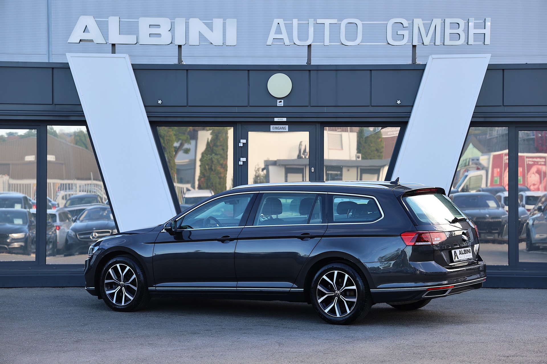 VW Passat Variant 2.0 TDI 200 Elegance DSG 4m-showroom-element-3