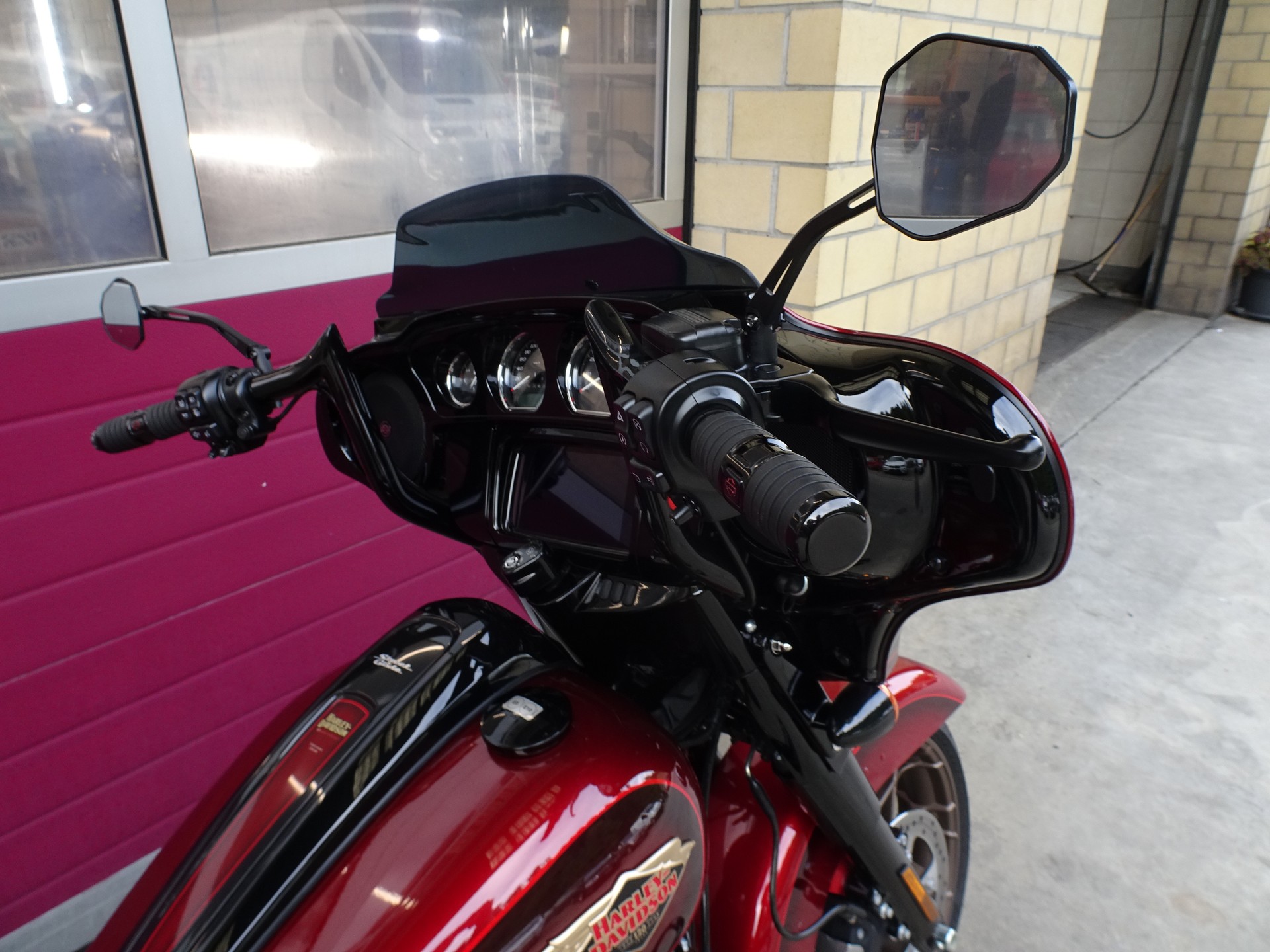 HARLEY-DAVIDSON FLHXSANV Street Glide Special Anniversary 114-image-4