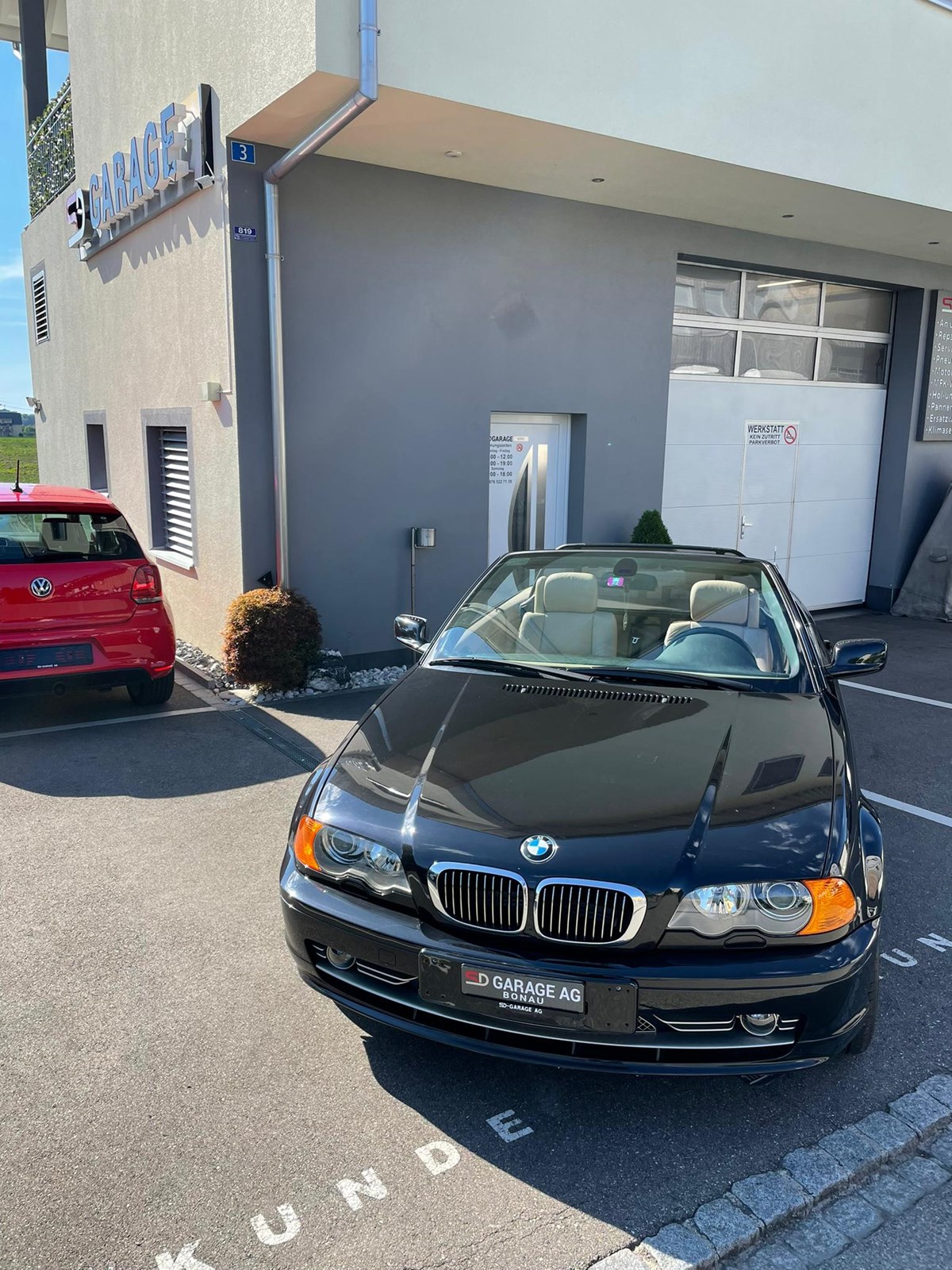 BMW 330Ci Cabriolet-image-10