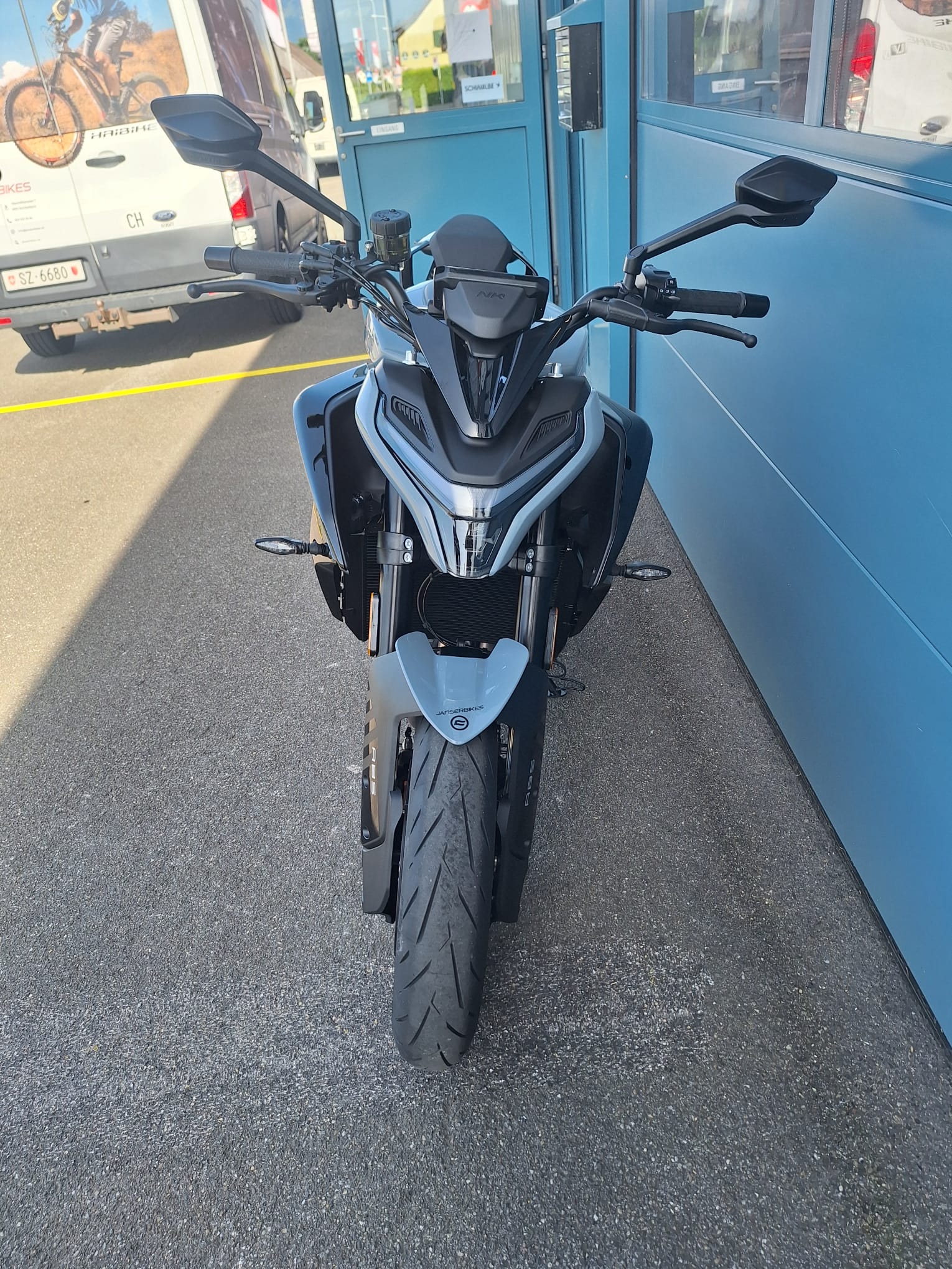 CF MOTO 675NK-image-2