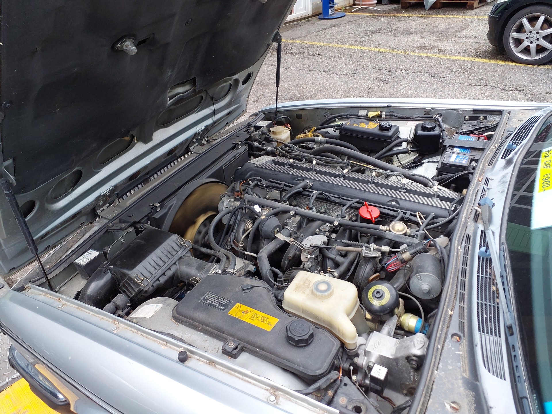 DAIMLER 4.0 Six-image-11