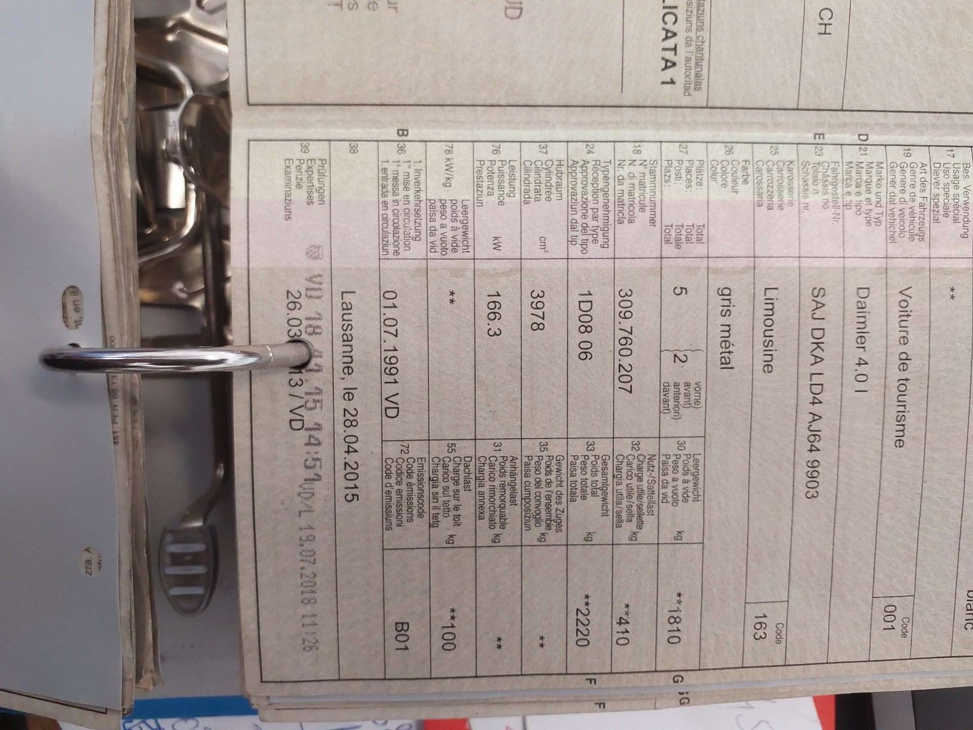 DAIMLER 4.0 Six-image-14