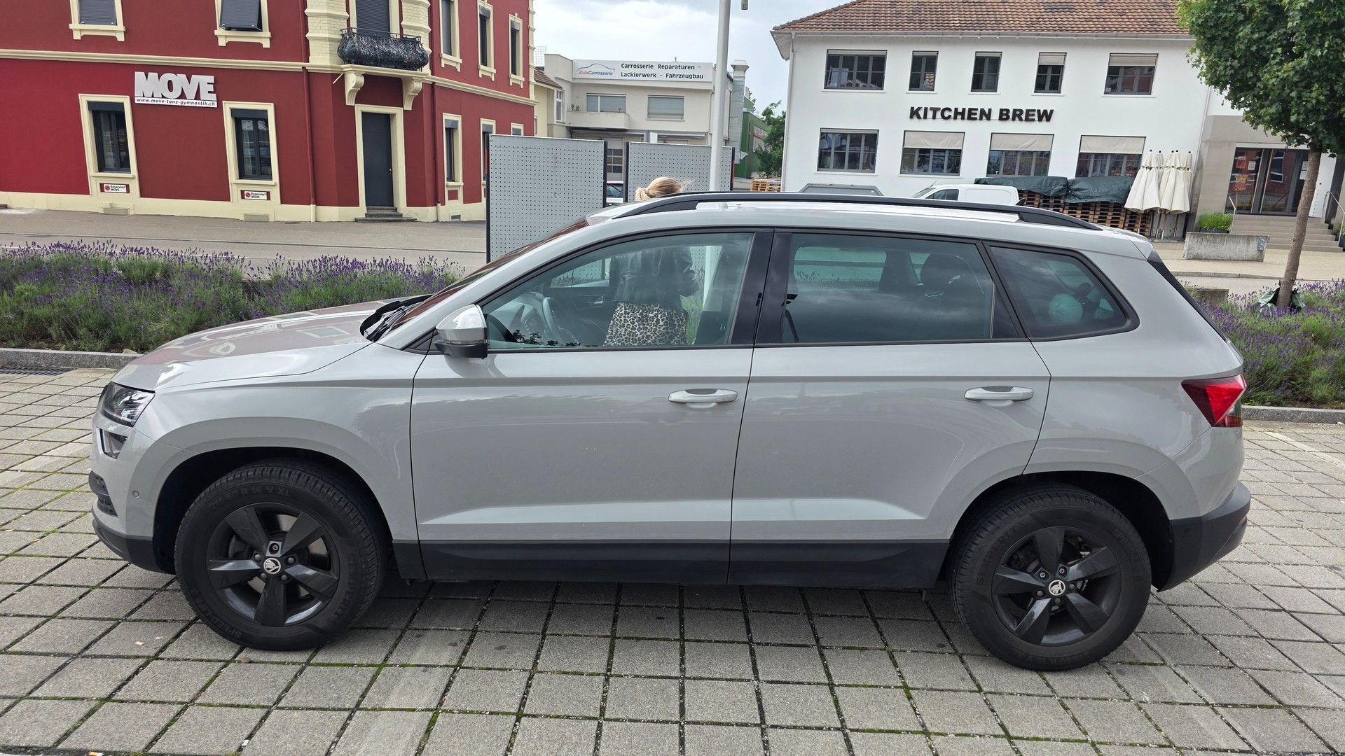 SKODA Karoq 1.5 TSI ACT Style DSG-image-4
