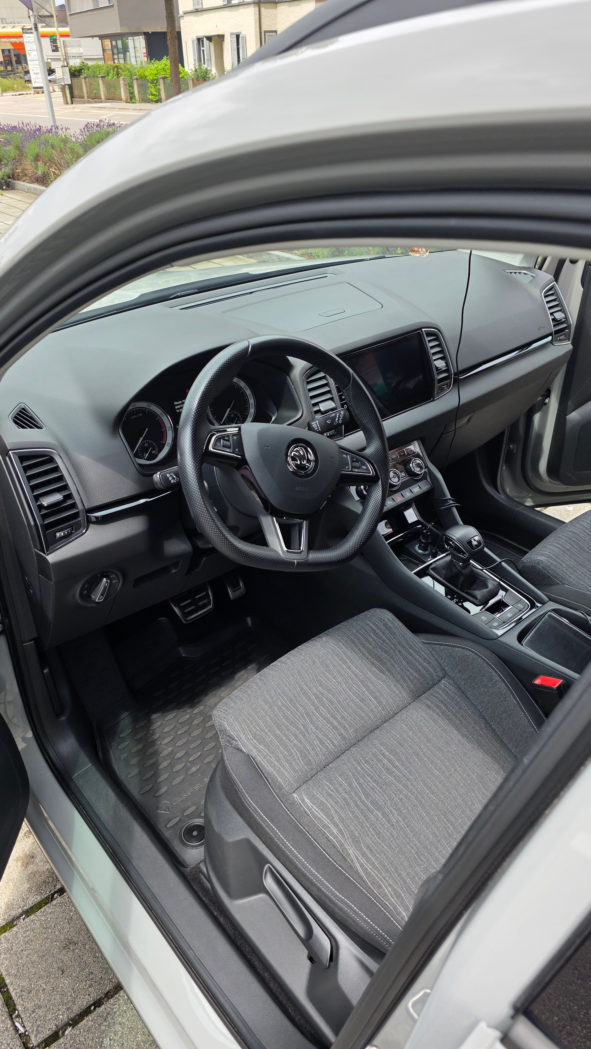 SKODA Karoq 1.5 TSI ACT Style DSG-image-11