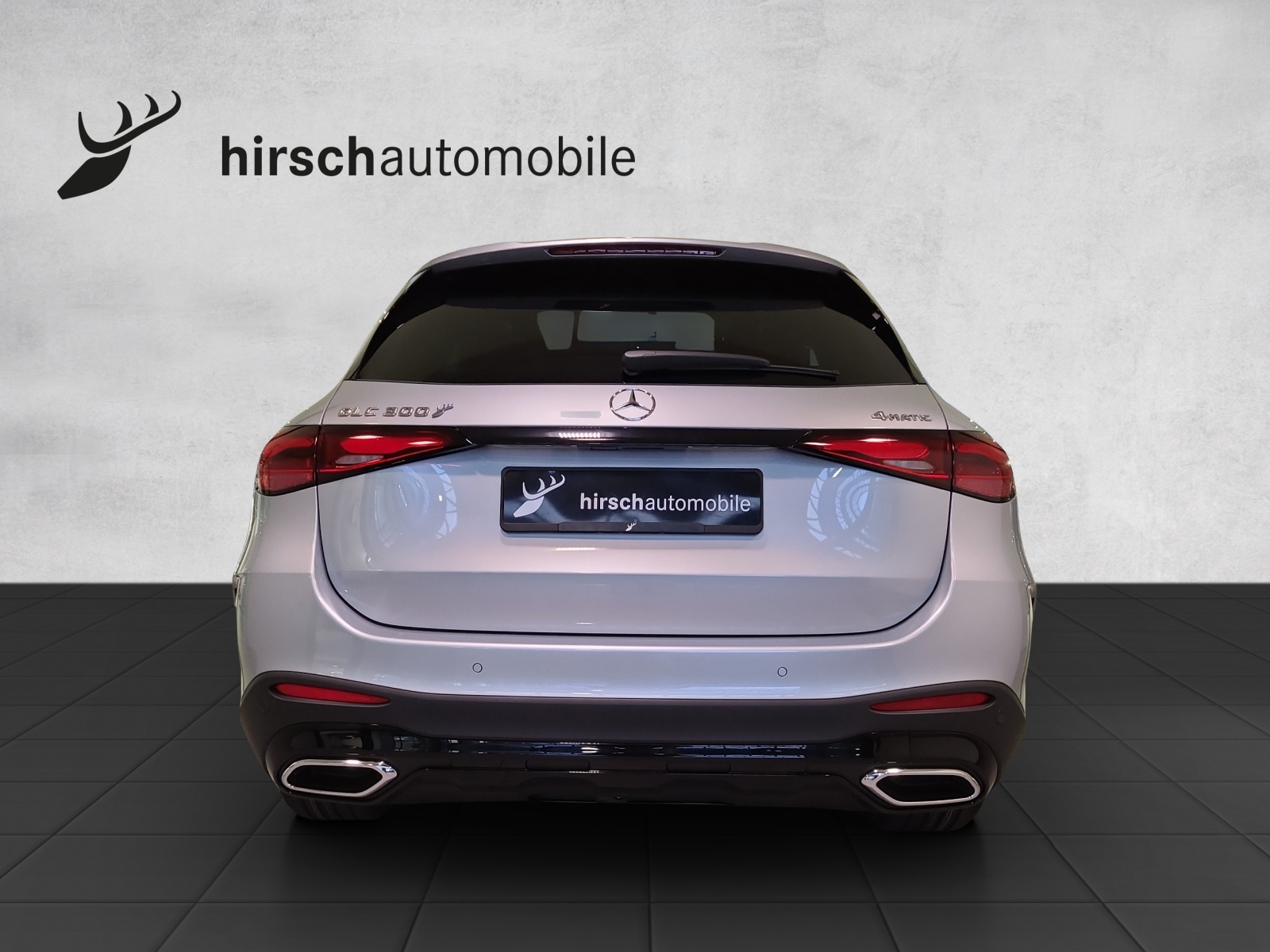 MERCEDES-BENZ GLC 300 4Matic 9G-Tronic-showroom-element-2