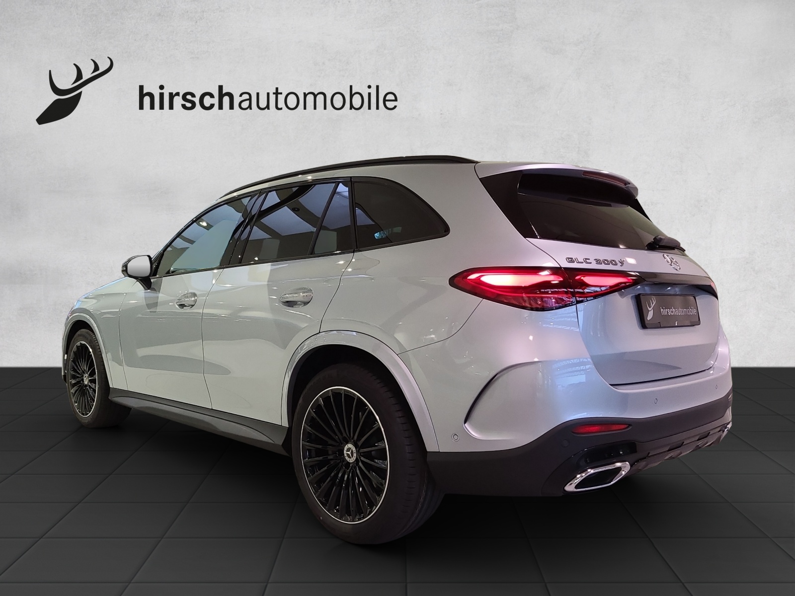 MERCEDES-BENZ GLC 300 4Matic 9G-Tronic-showroom-element-1