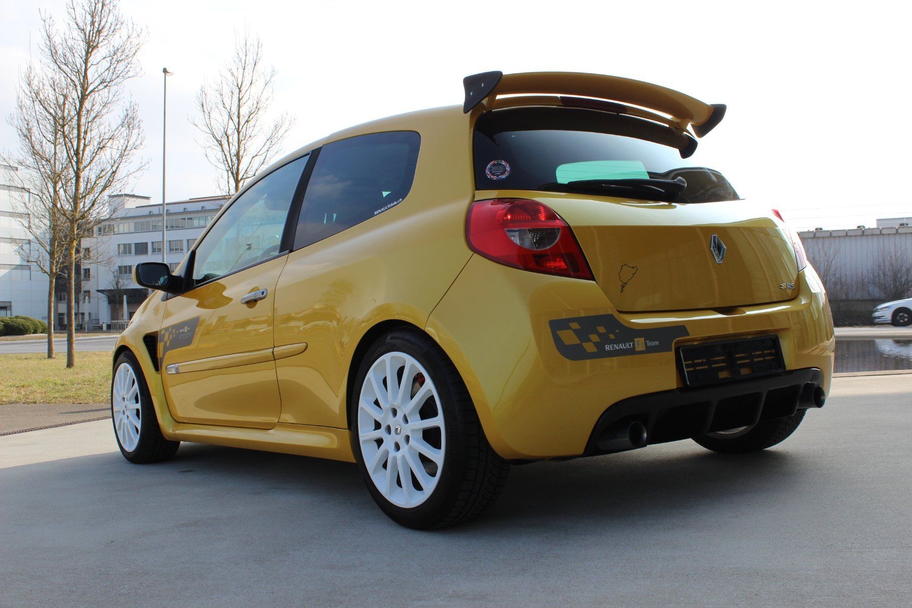 RENAULT Clio 2.0 16V Sport F1 Team-image-10
