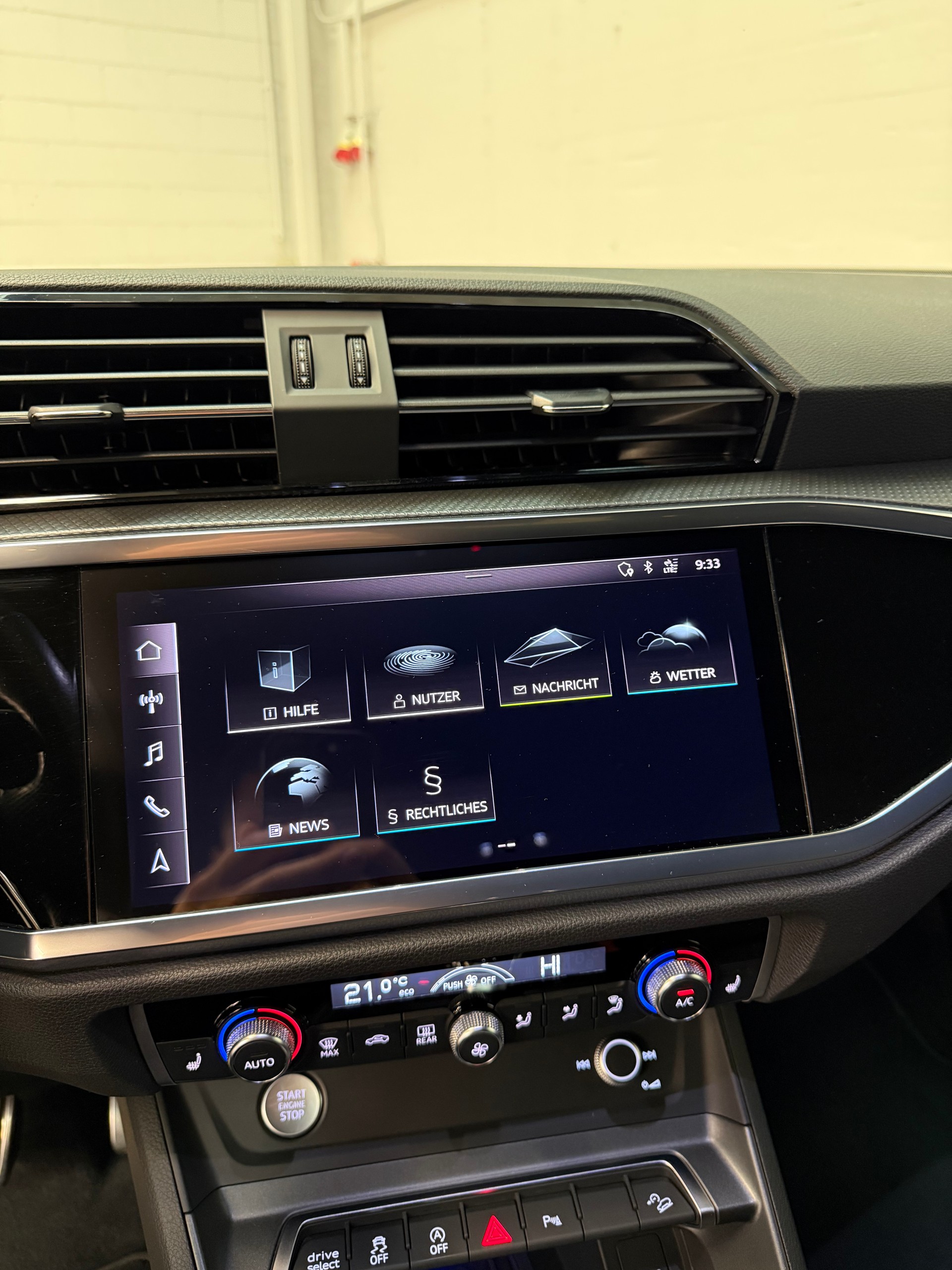 AUDI Q3 Sportback 40 TDI S line quattro S-tronic-image-18