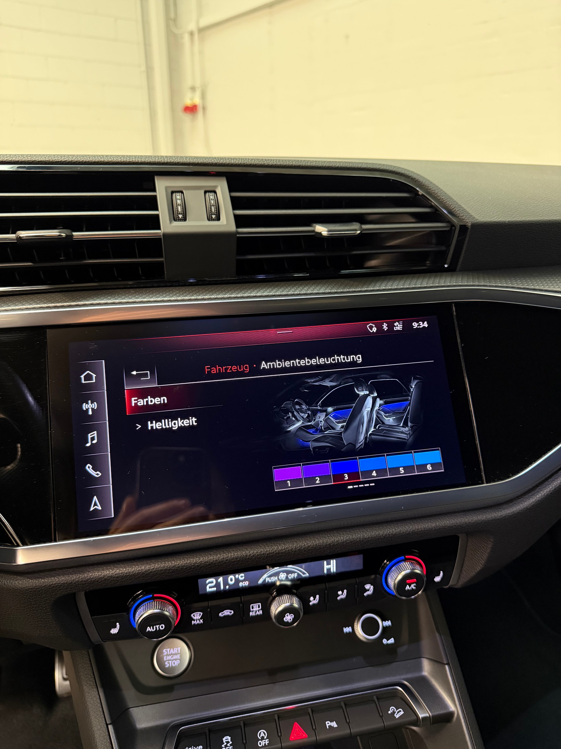 AUDI Q3 Sportback 40 TDI S line quattro S-tronic-image-23